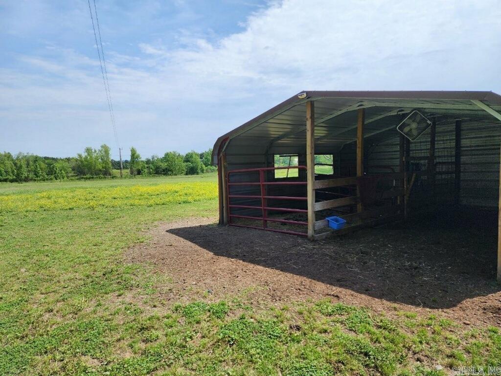212 Wolf Branch Road  Greenbrier, AR