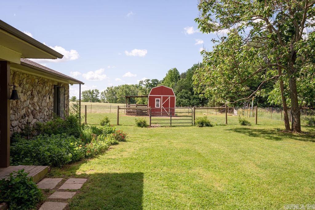 212 Wolf Branch Road  Greenbrier, AR