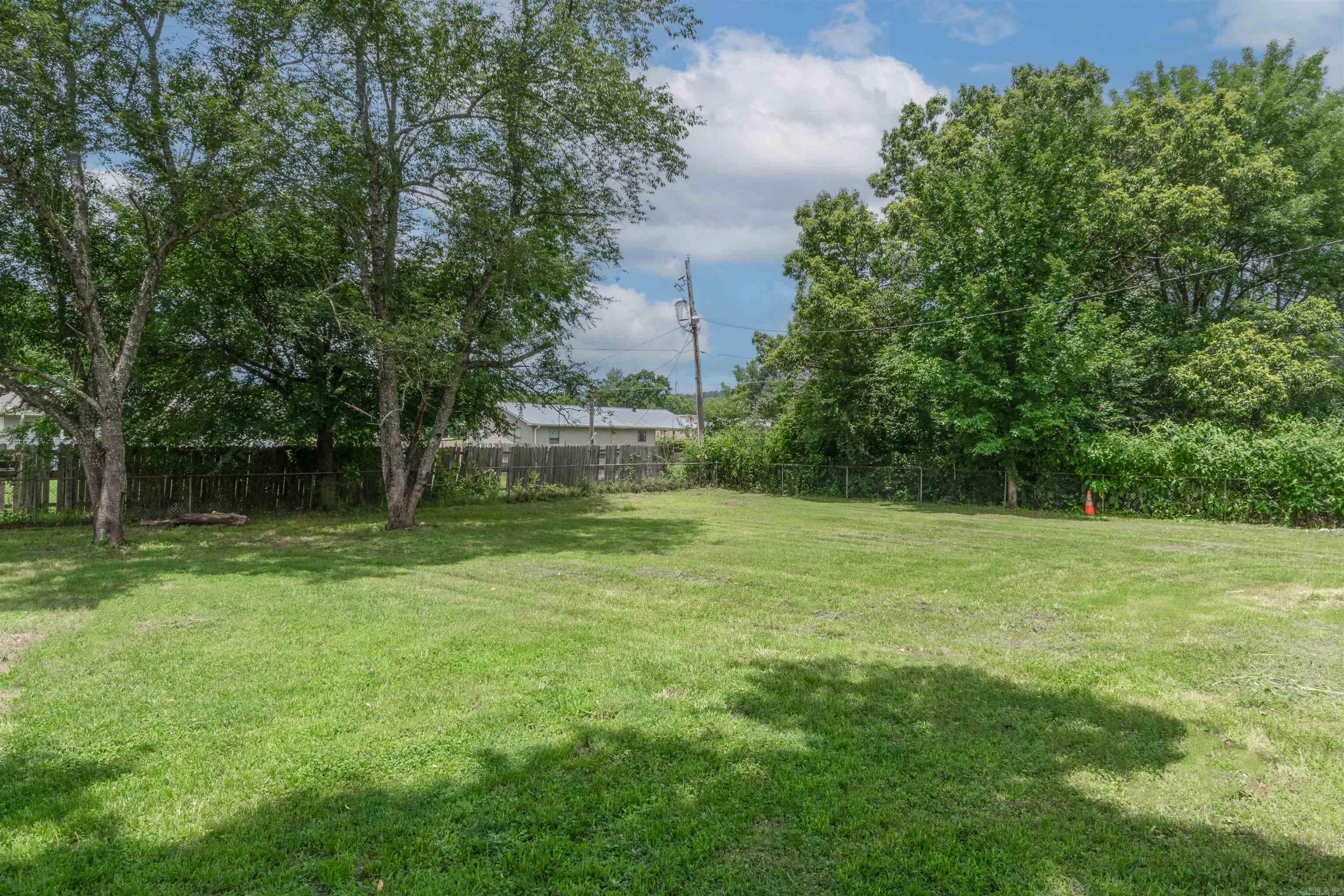 4 Billy Dr  Mayflower, AR