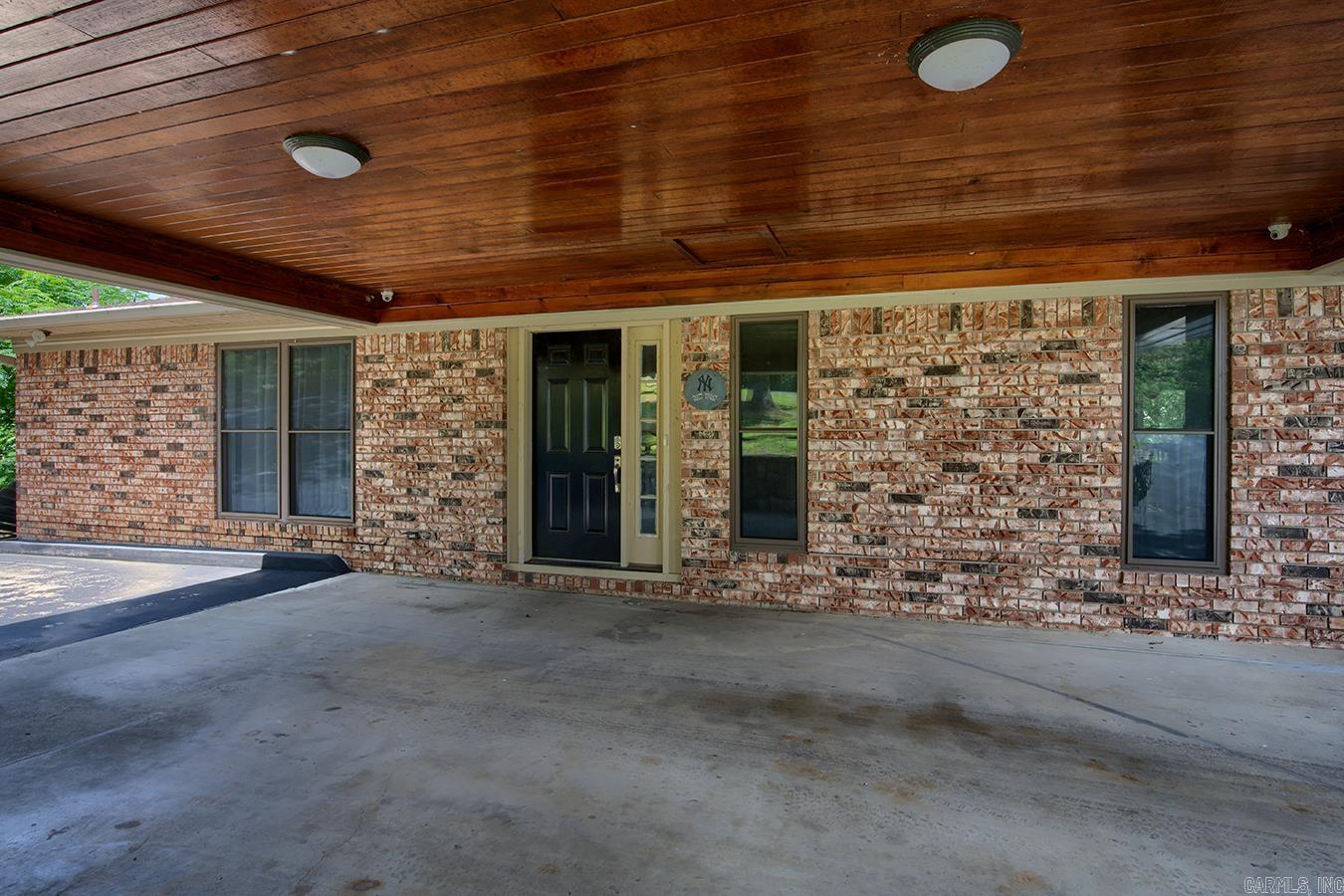 121 Atkinson  Hot Springs, AR