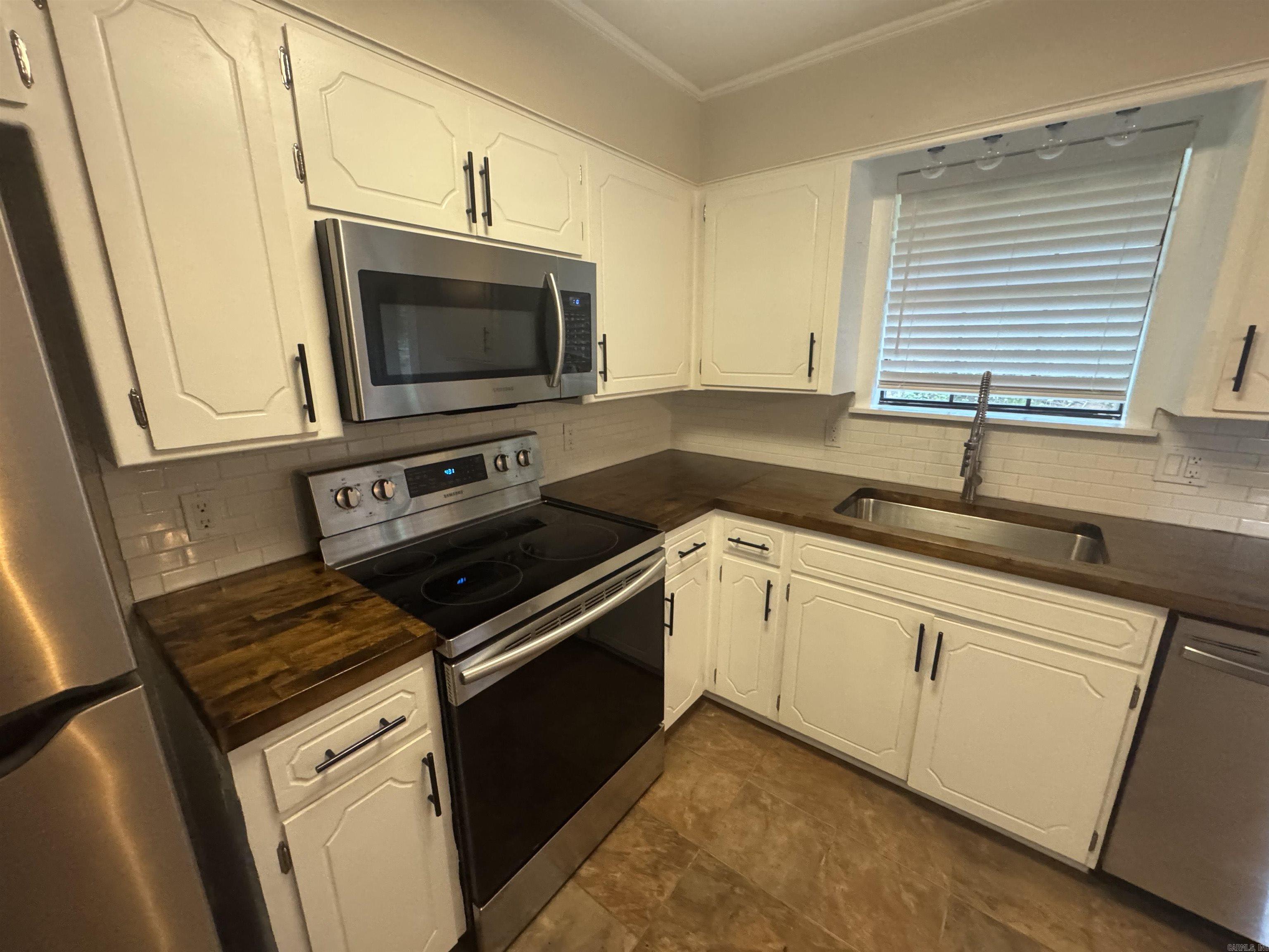 611 W Moore  Searcy, AR