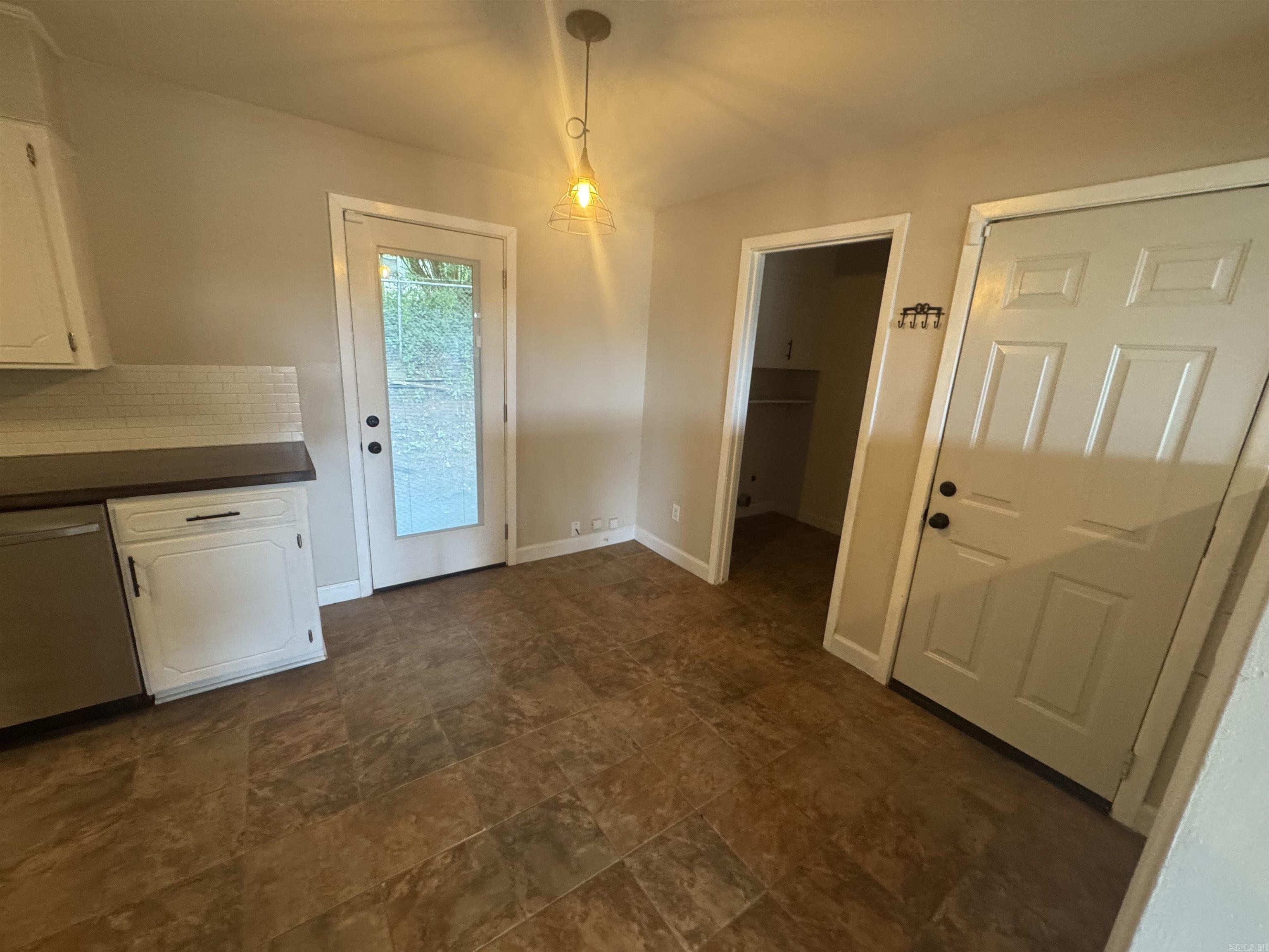 611 W Moore  Searcy, AR