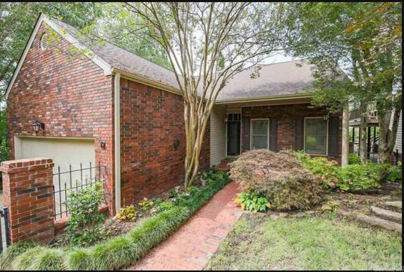 801 Pleasant Valley Drive, Unit 19  Little Rock, AR