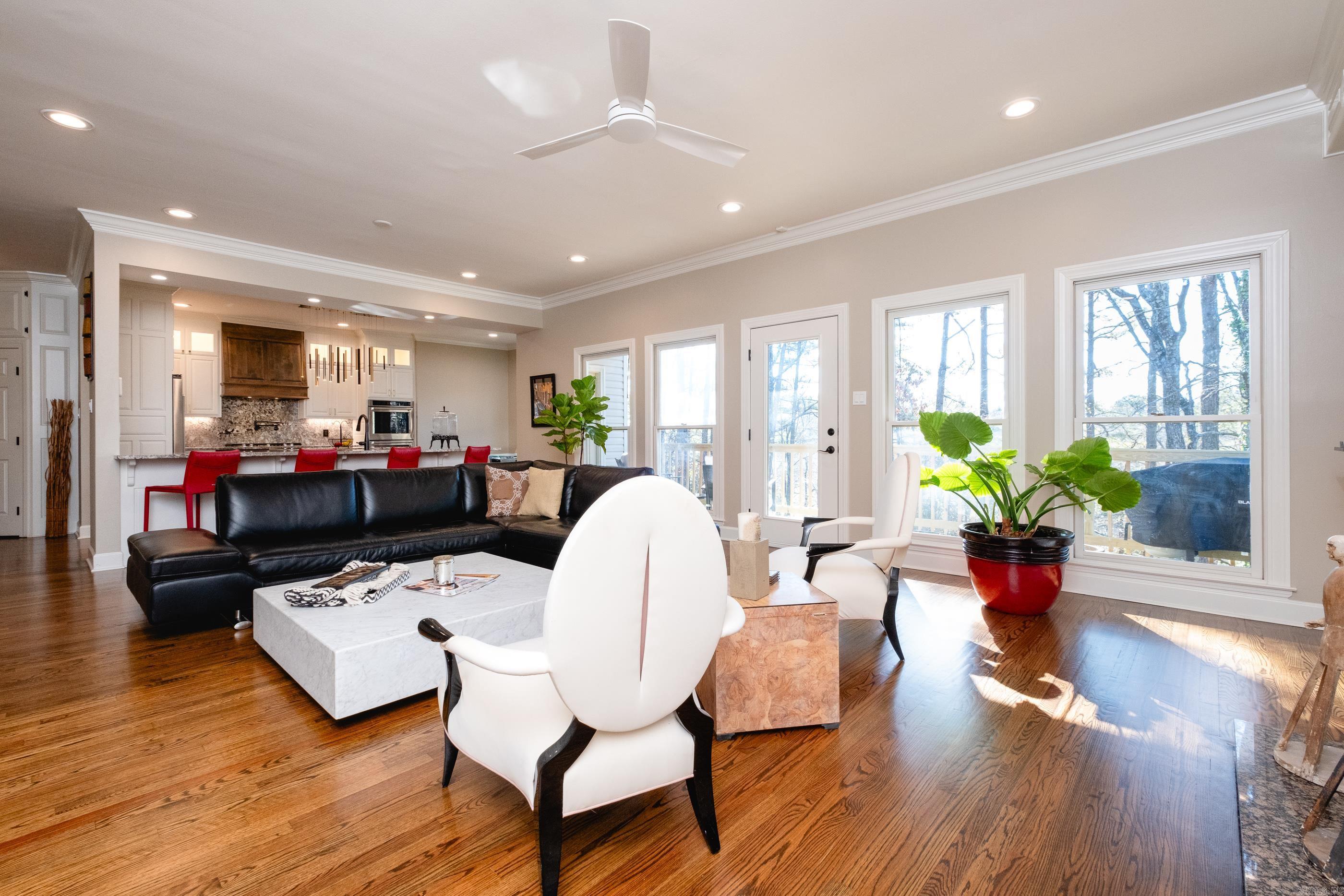 801 Pleasant Valley Drive, Unit 19  Little Rock, AR