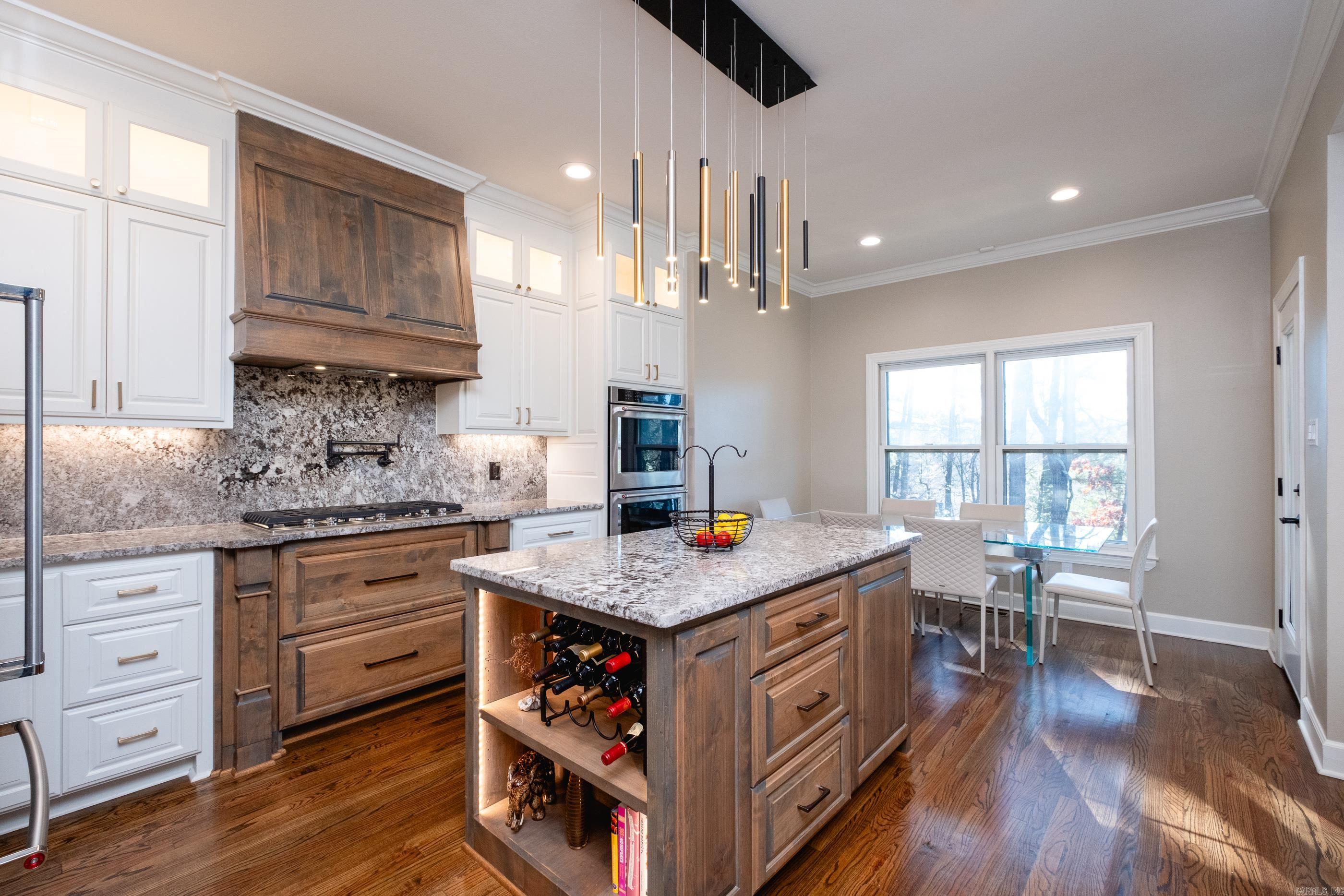 801 Pleasant Valley Drive, Unit 19  Little Rock, AR