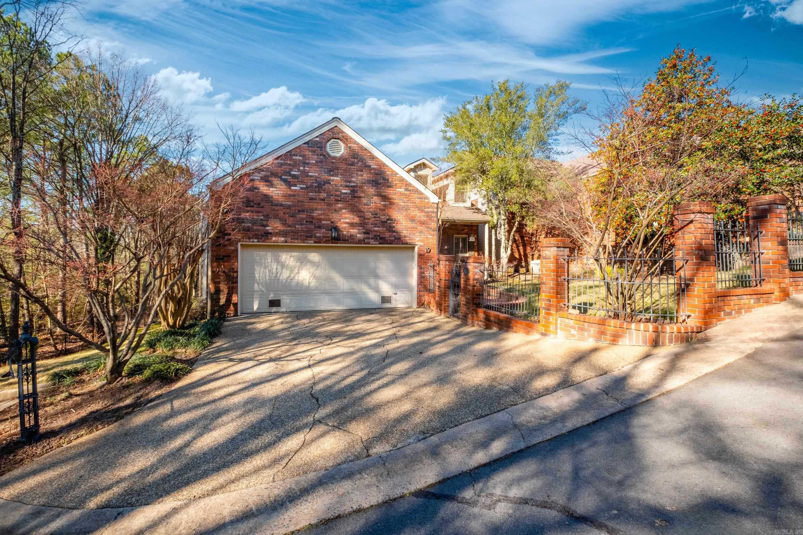 801 Pleasant Valley Drive, Unit 19  Little Rock, AR