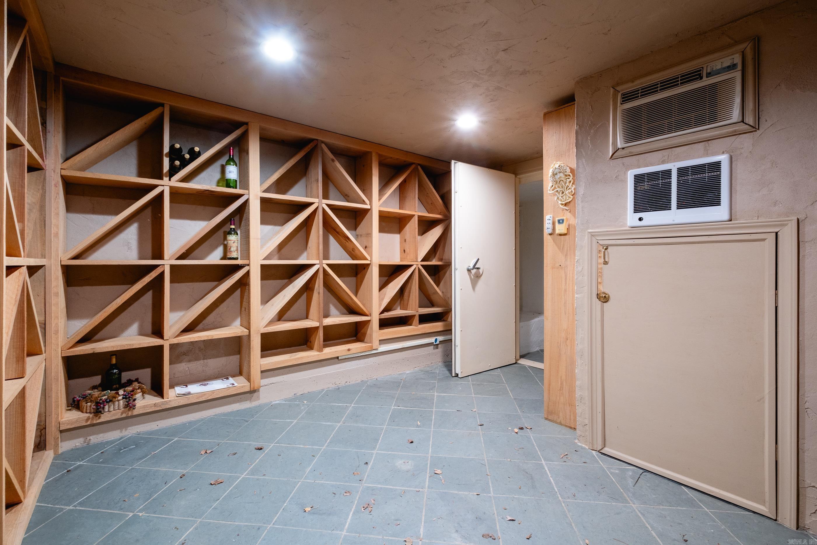 801 Pleasant Valley Drive, Unit 19  Little Rock, AR
