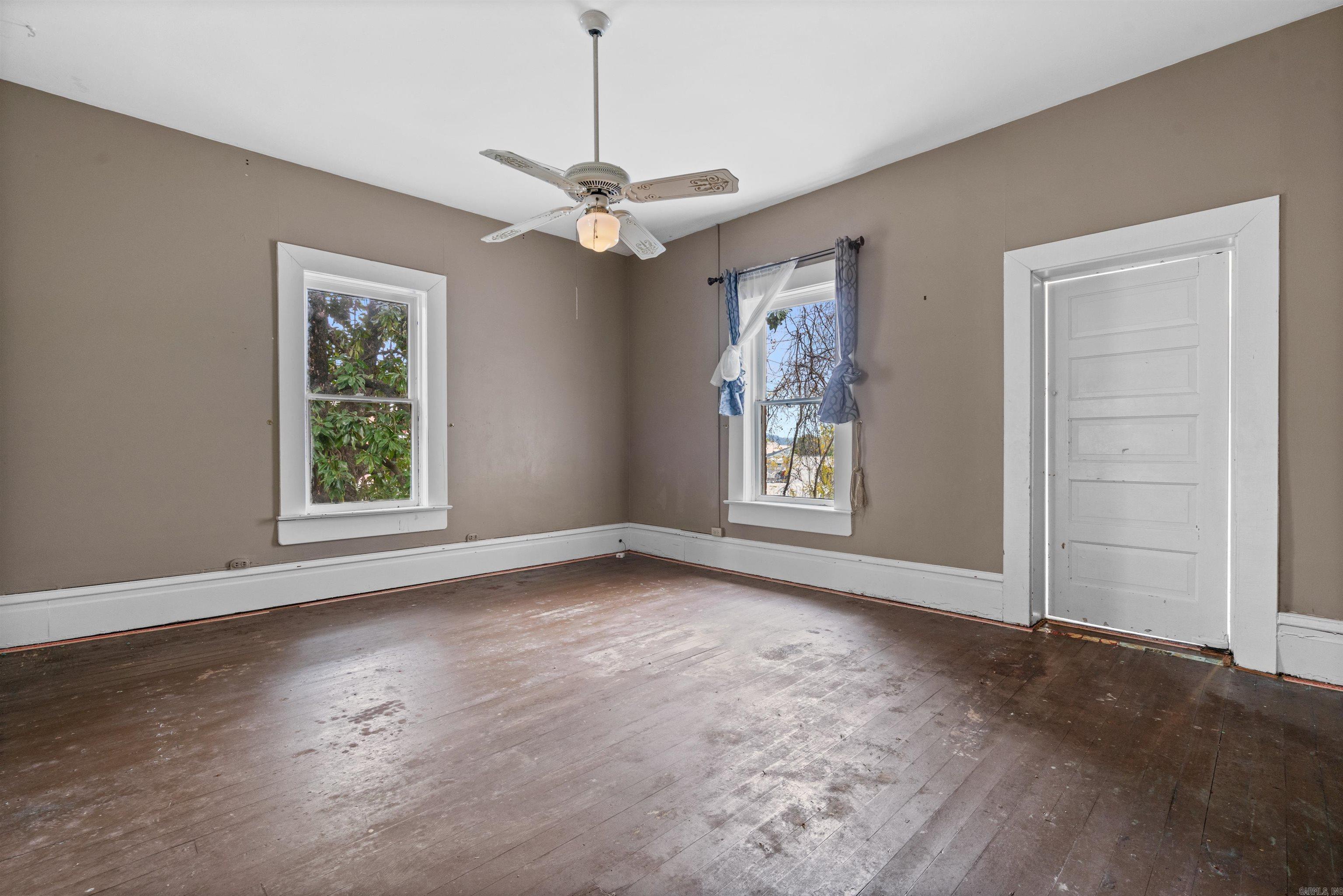 303 Quapaw  Hot Springs, AR