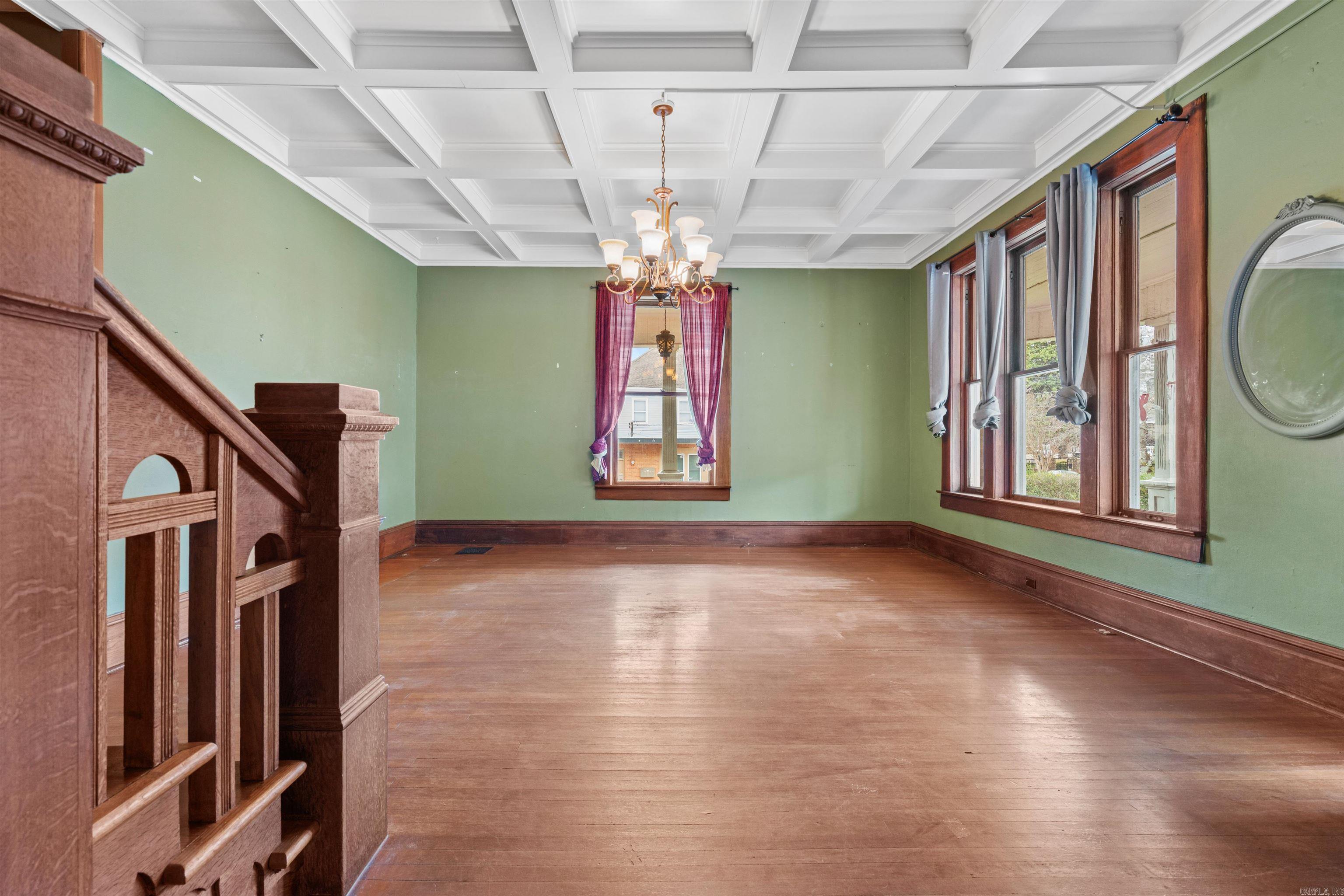 303 Quapaw  Hot Springs, AR