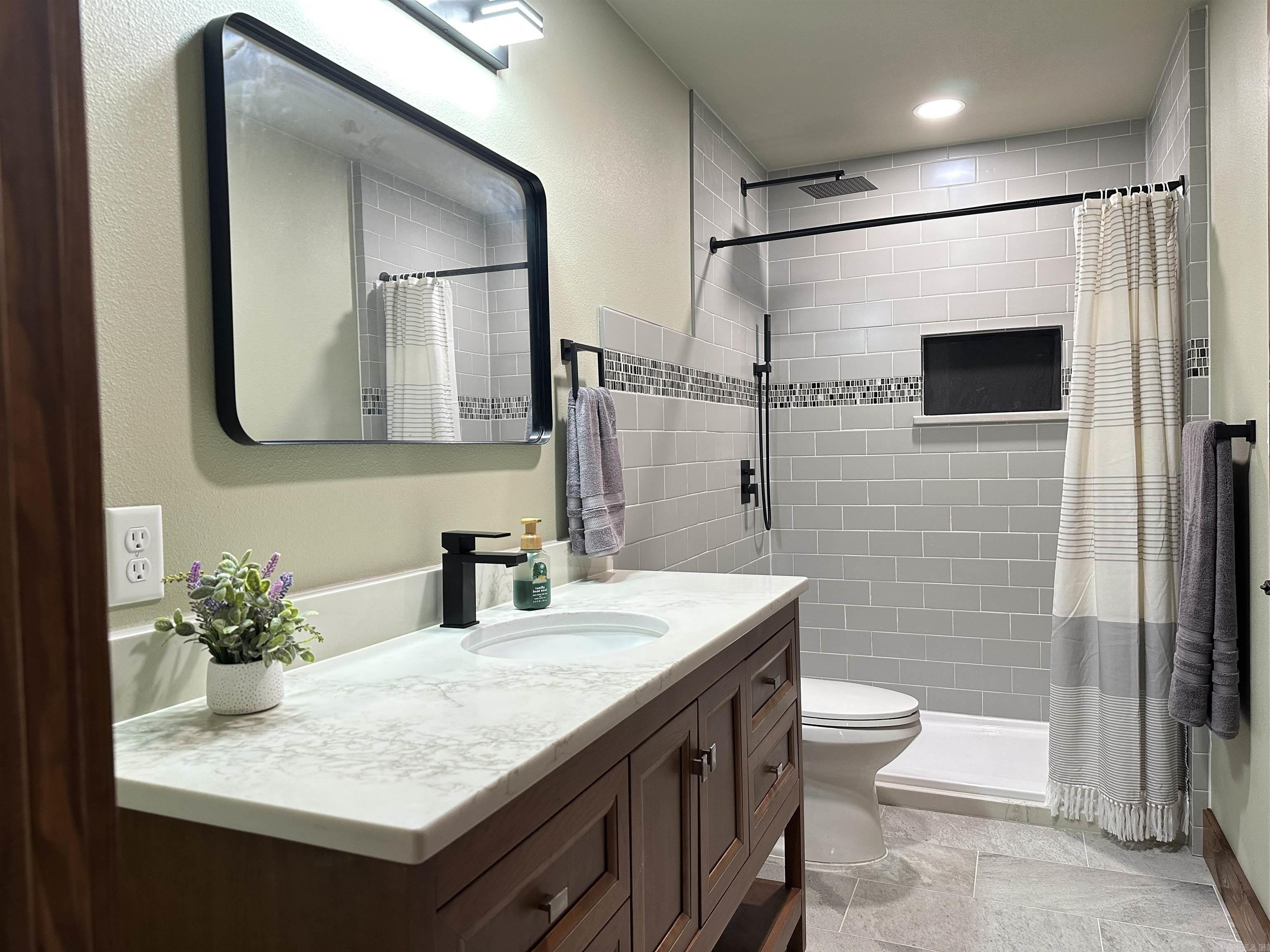 324 Quapaw  Bismarck, AR