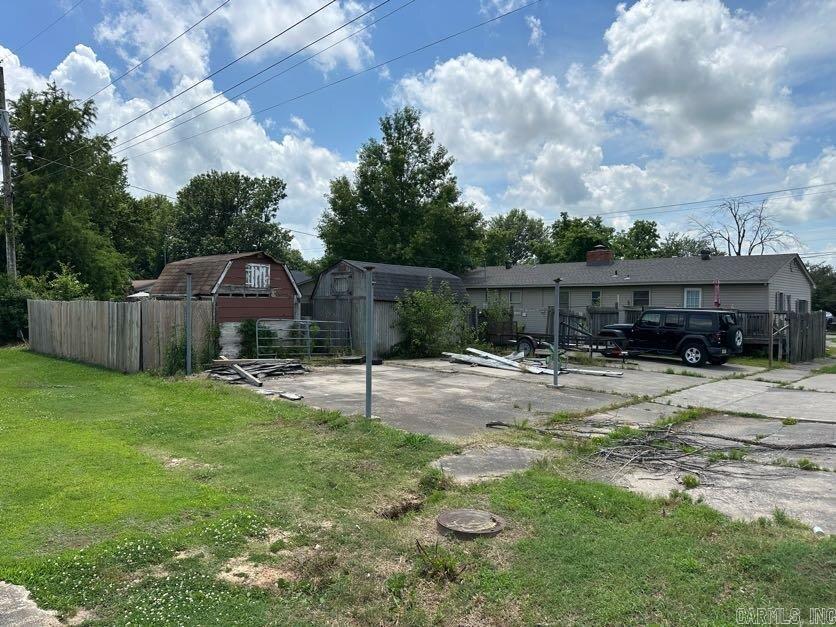 1901 S Buerkle  Stuttgart, AR