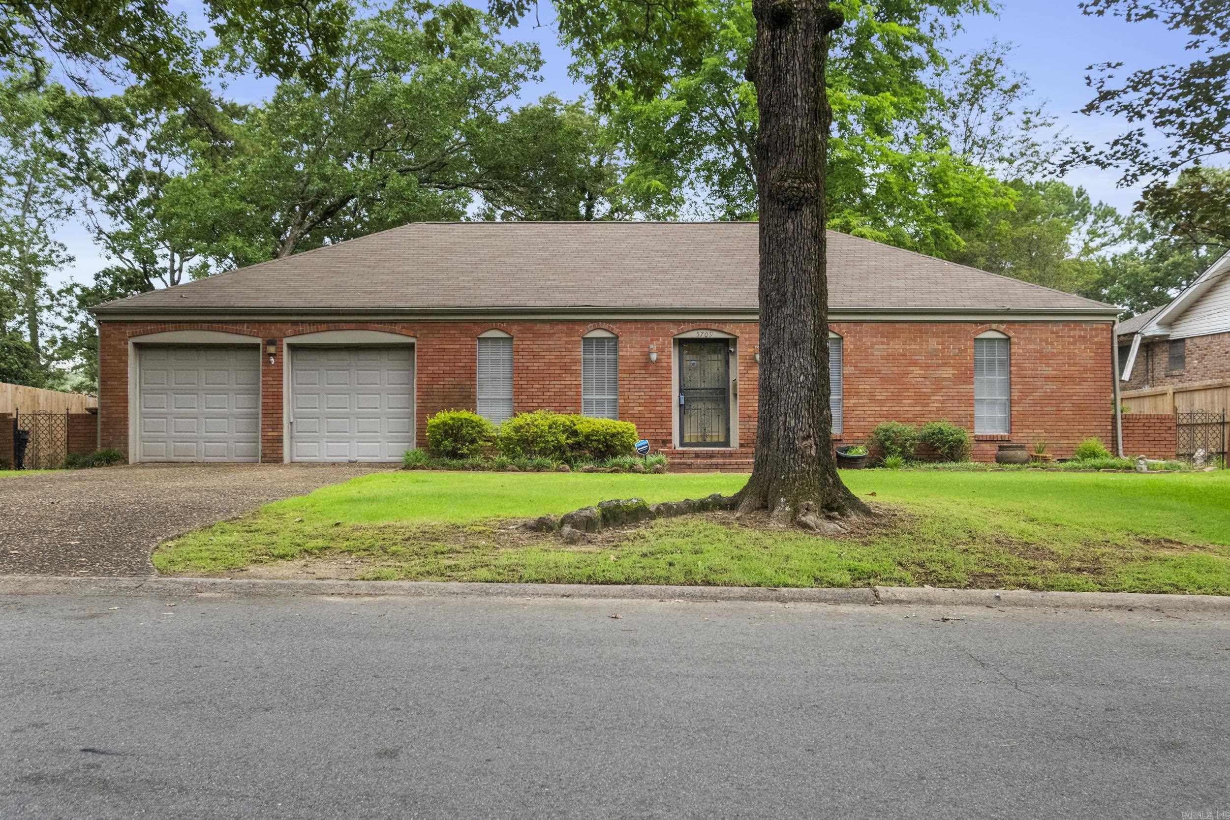 5709 Greenhurst  North Little Rock, AR