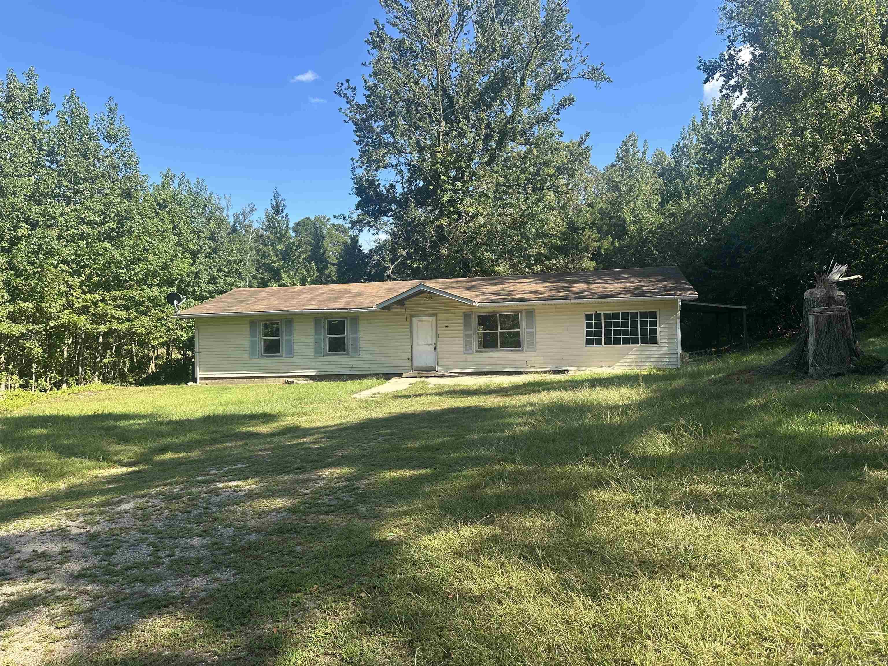 109 Randallwood Drive  Hot Springs Village, AR