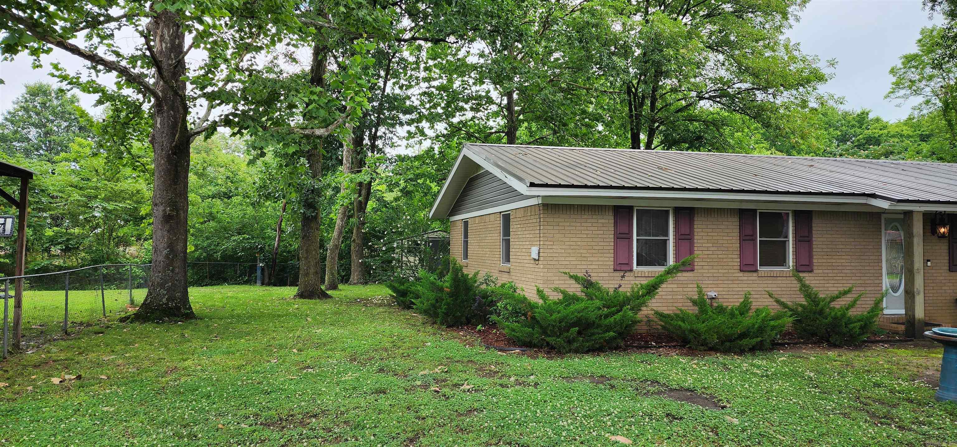 211 Raymond Circle Dr  McCrory, AR