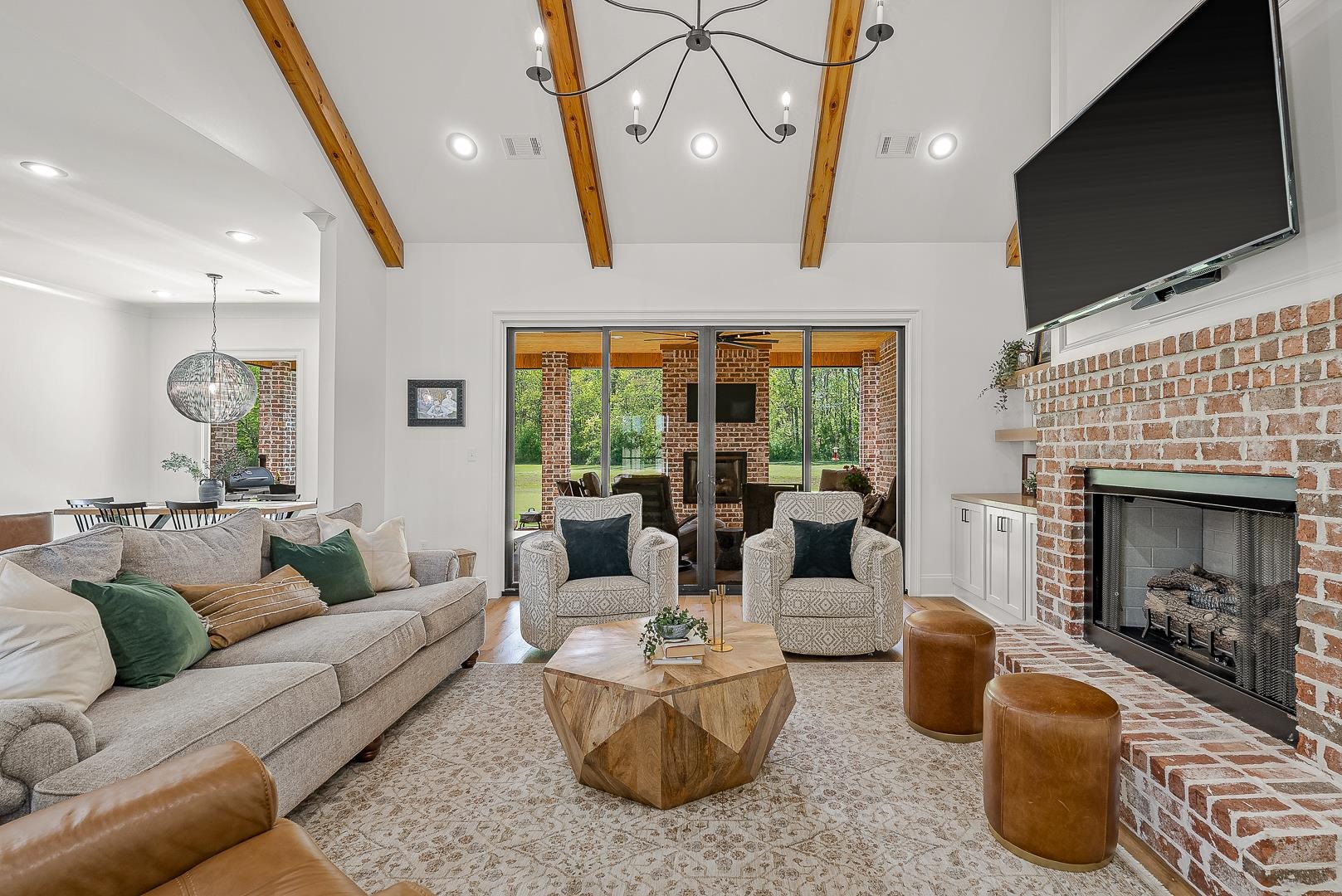 126 CR 7459  Jonesboro, AR