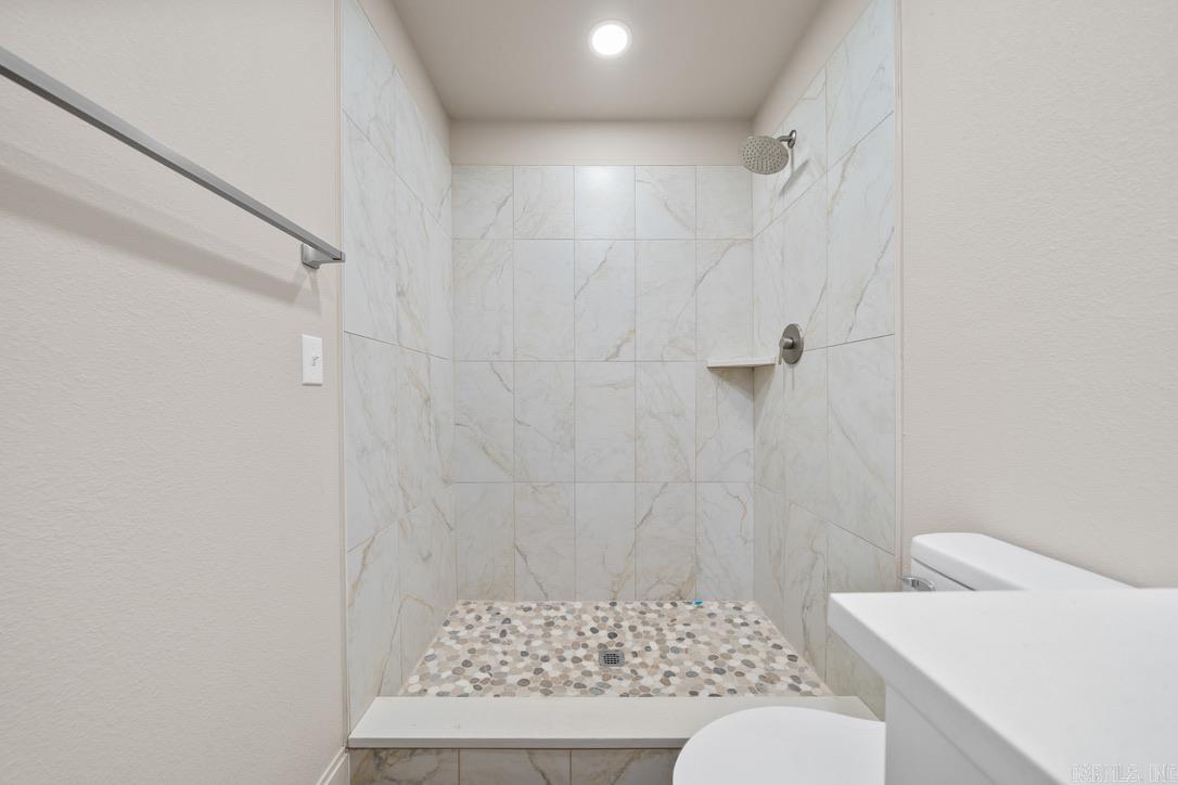 170 Woodridge  Hot Springs, AR