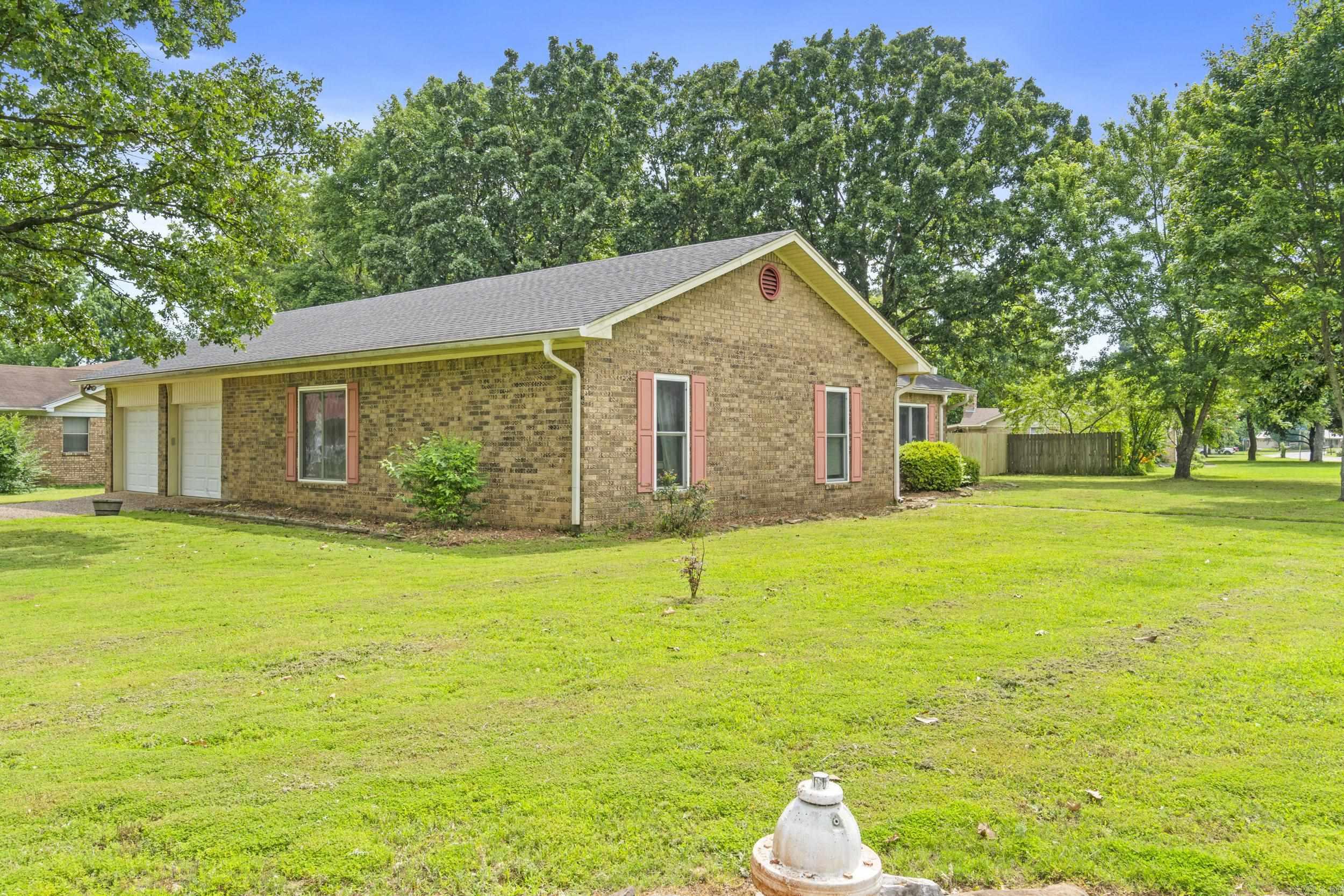 107 Hefner  Searcy, AR
