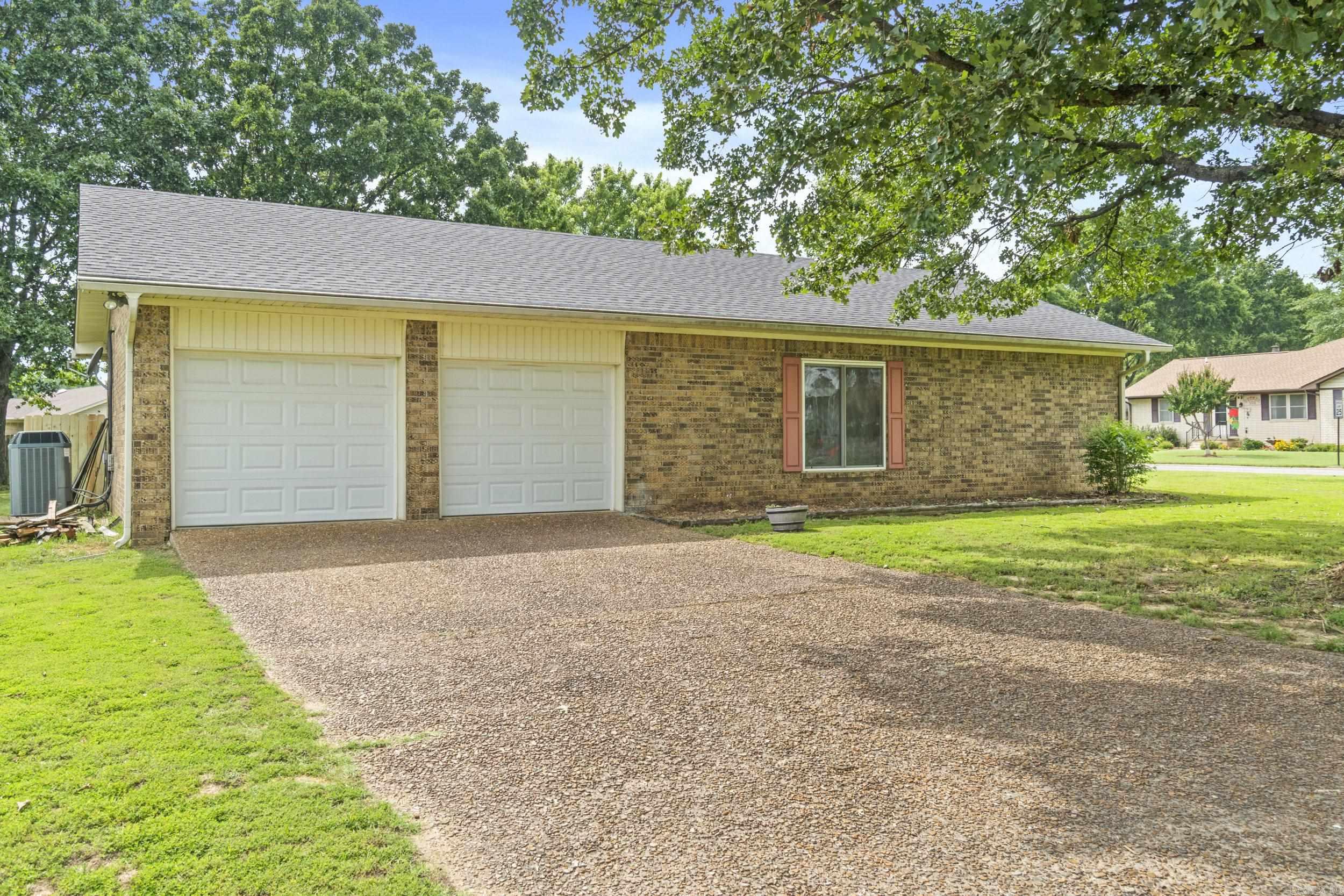 107 Hefner  Searcy, AR