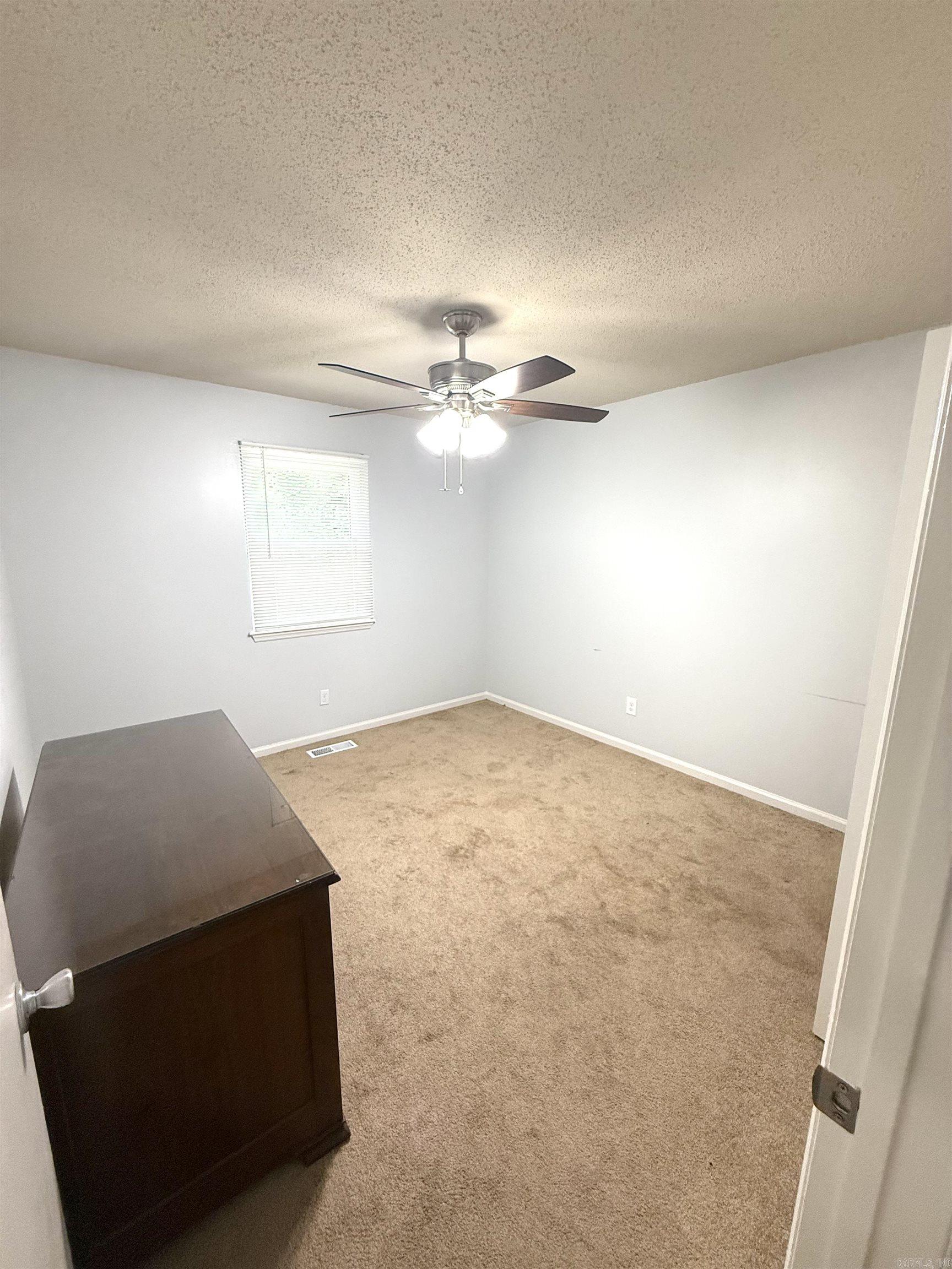 7 HICKORY LANE  Maumelle, AR