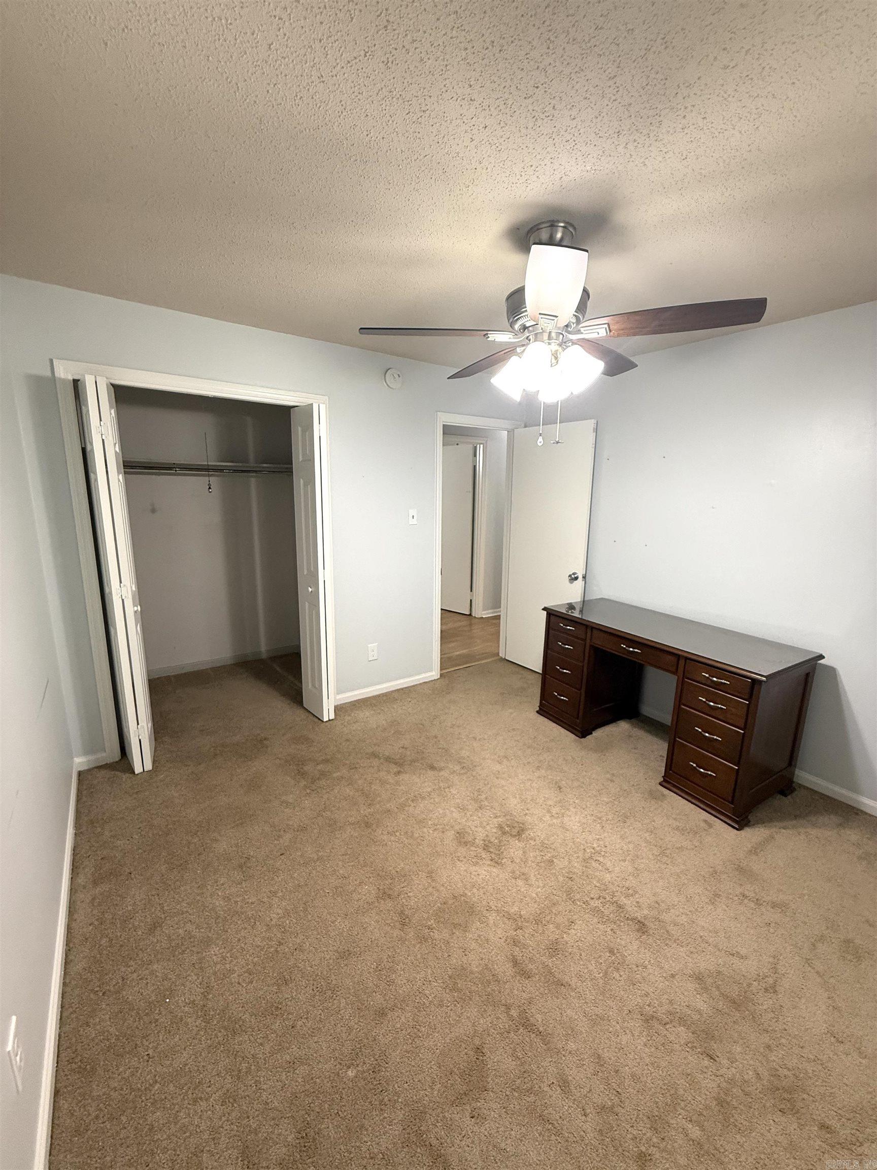 7 HICKORY LANE  Maumelle, AR