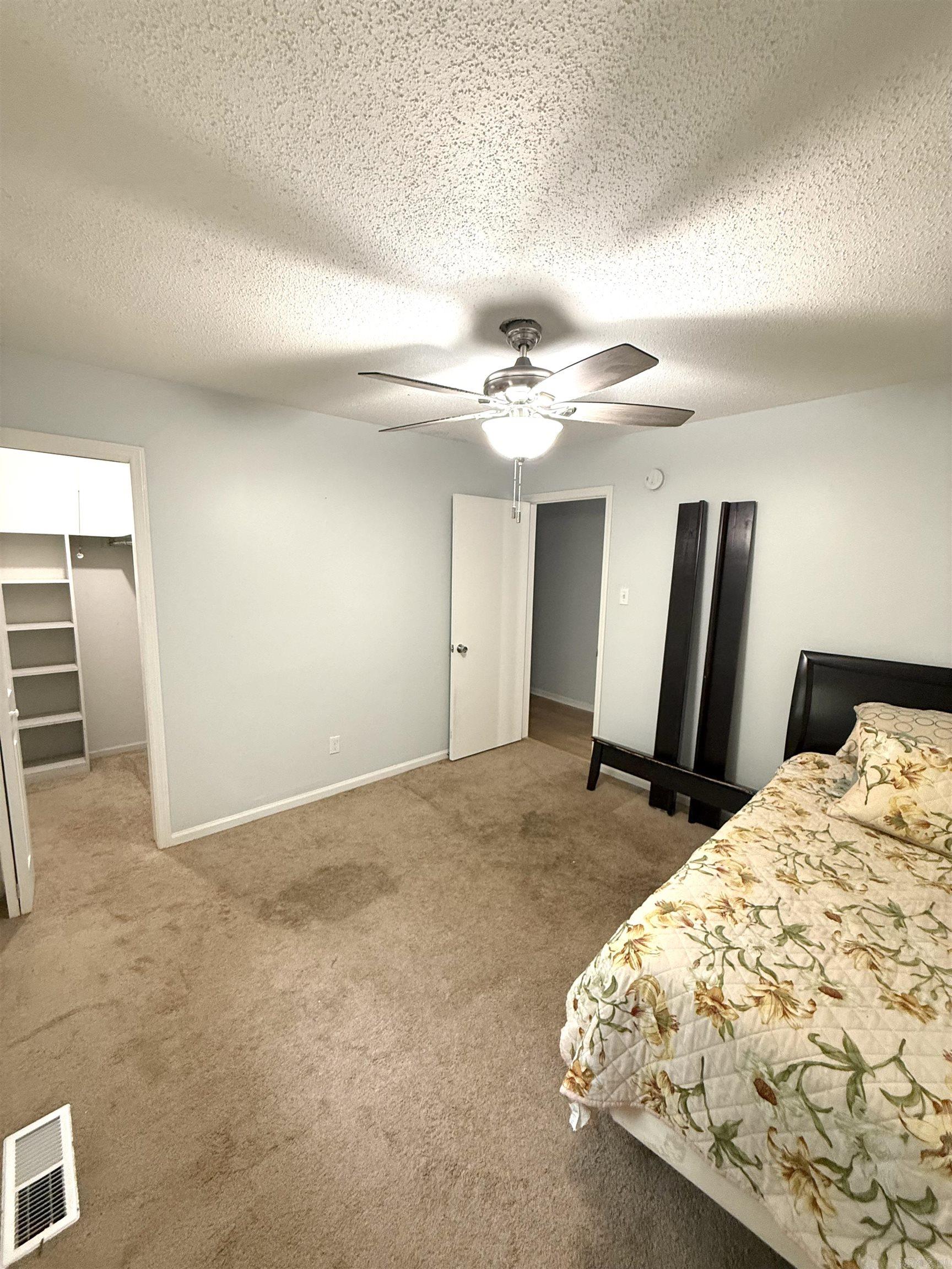 7 HICKORY LANE  Maumelle, AR