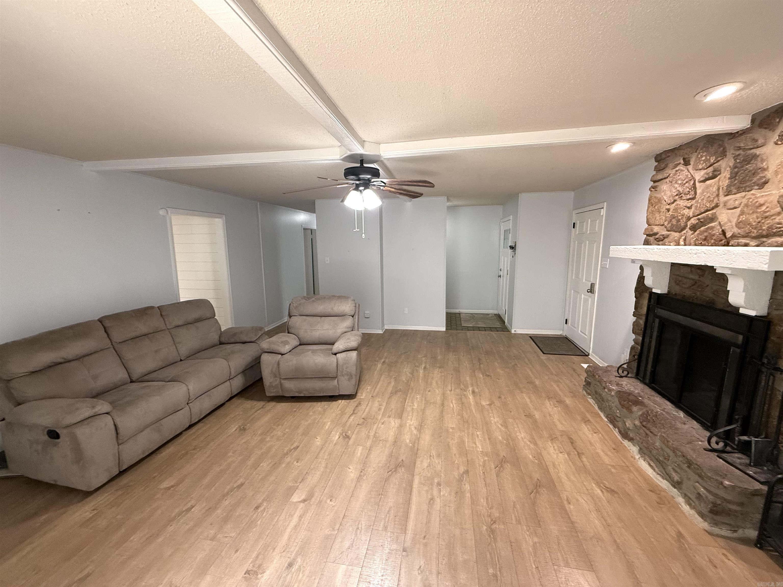 7 HICKORY LANE  Maumelle, AR