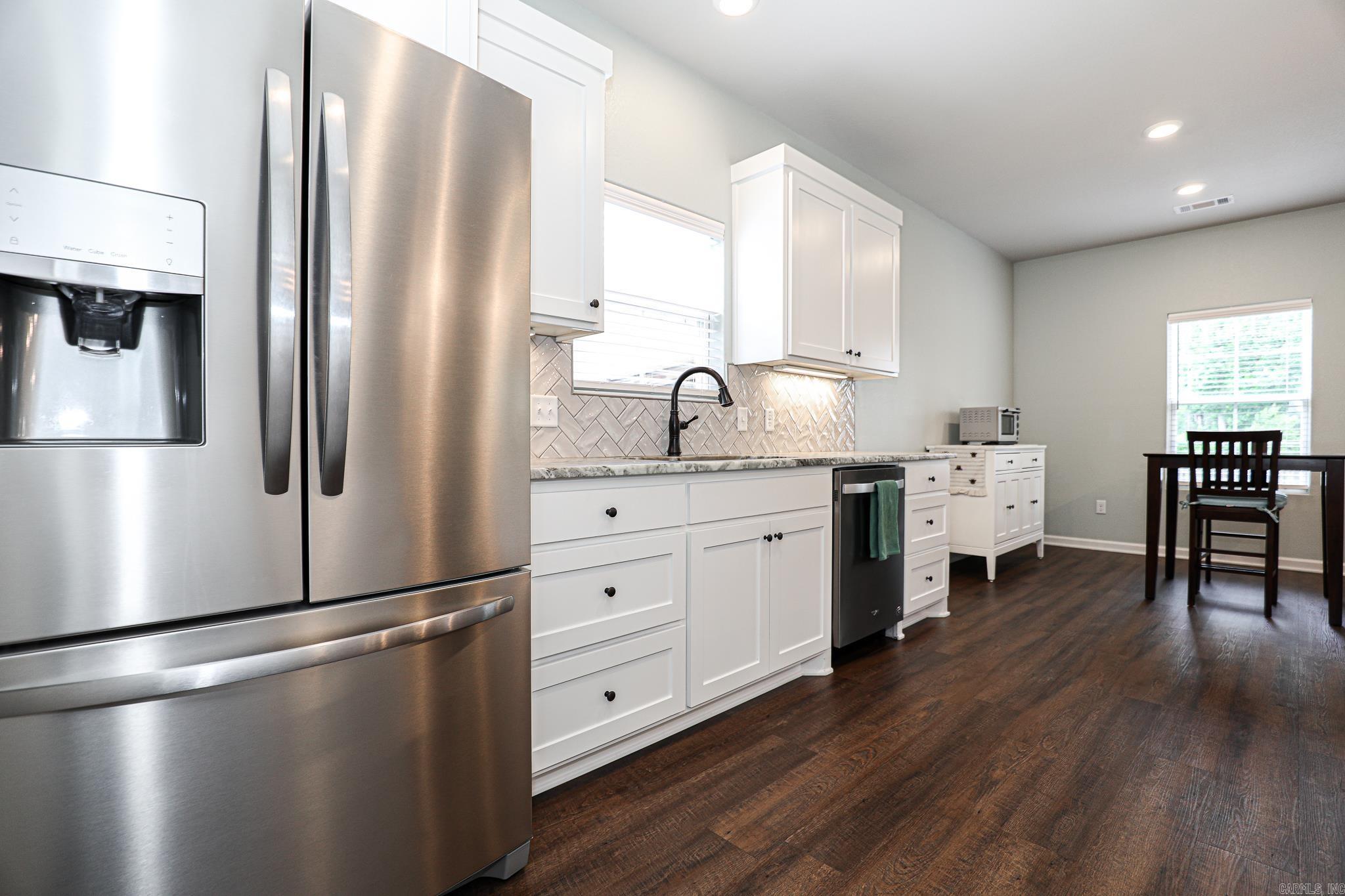 2932 GILLIS  Benton, AR