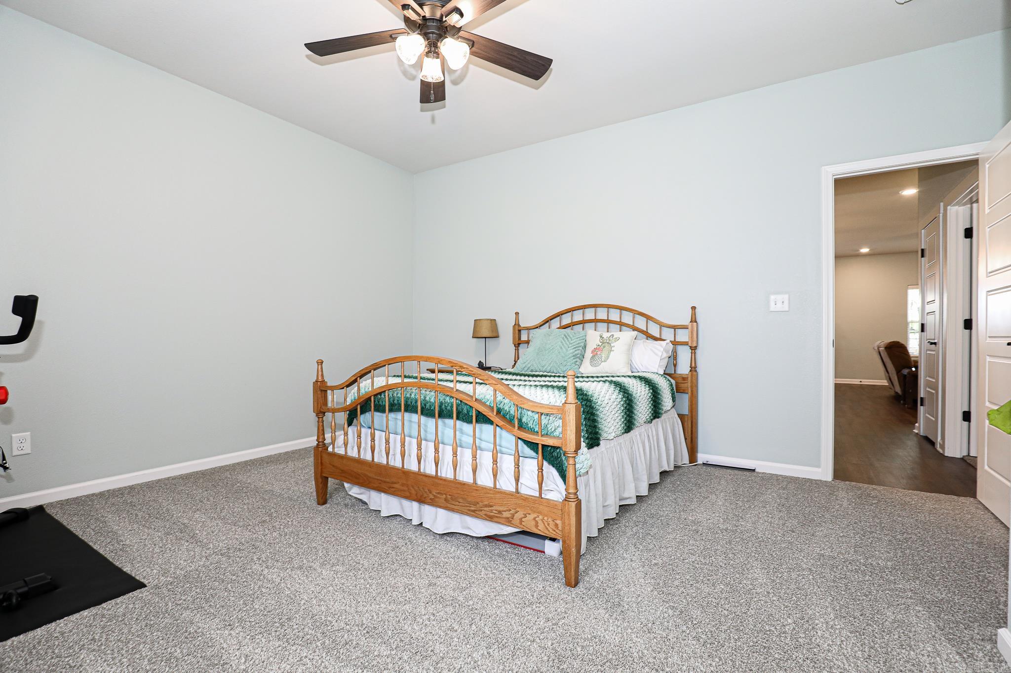 2932 GILLIS  Benton, AR