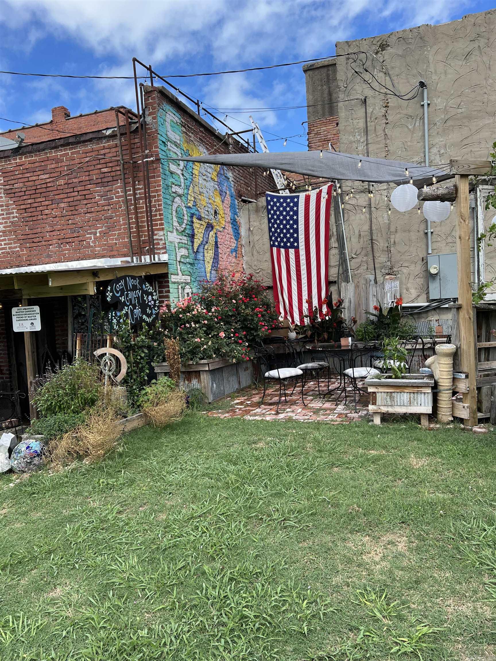 106 N Center  Lonoke, AR