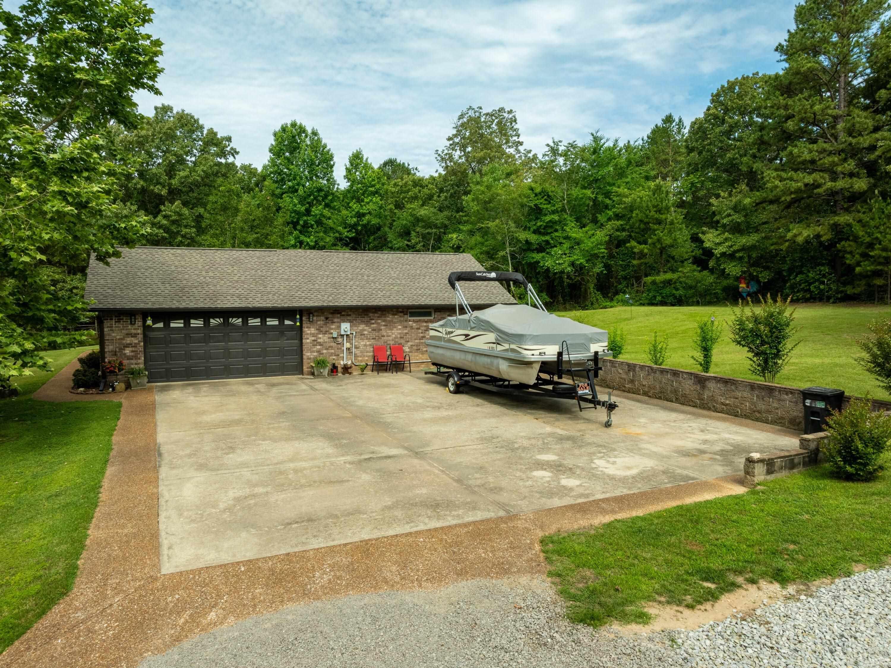 48 Alisa  Melbourne, AR