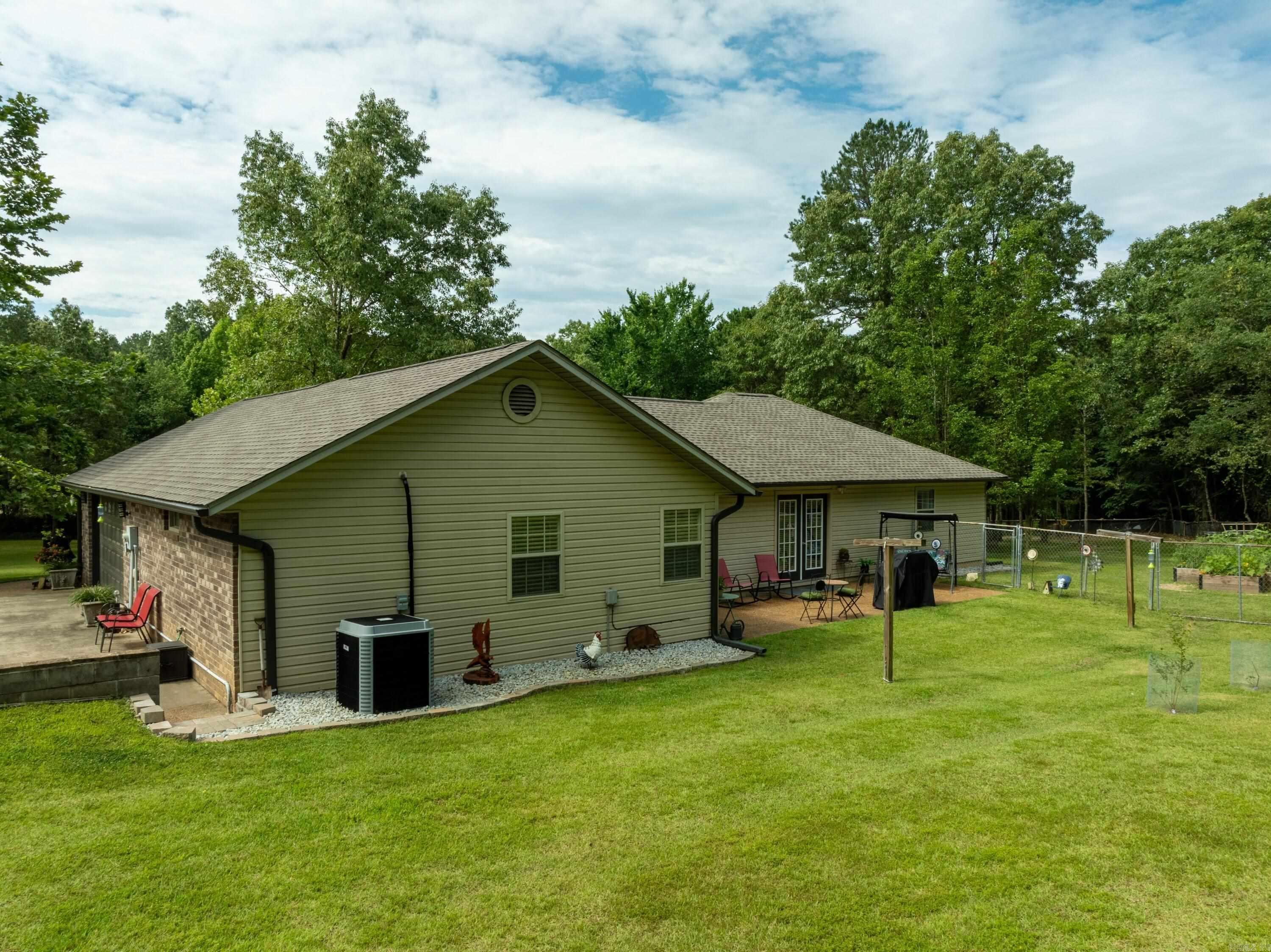 48 Alisa  Melbourne, AR