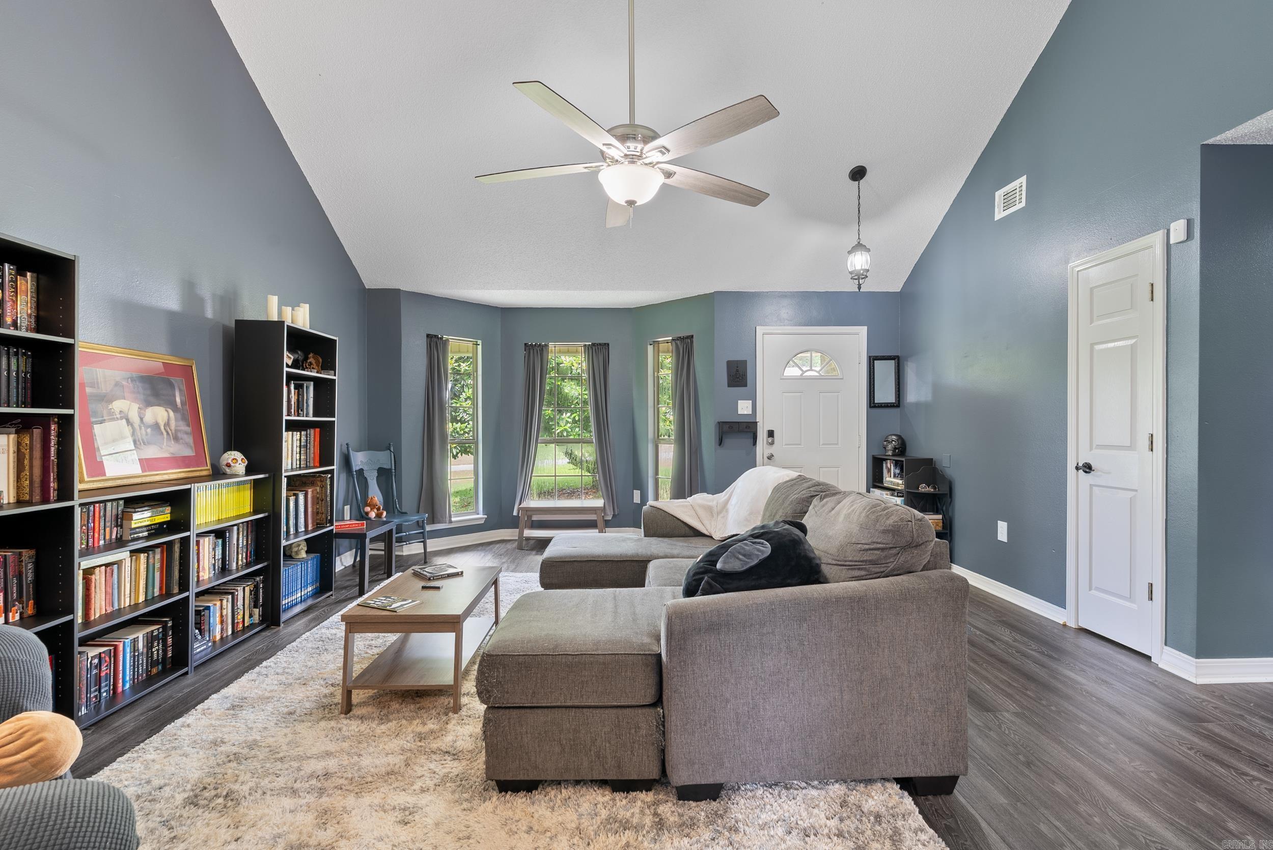 33 Valley Ridge  Conway, AR