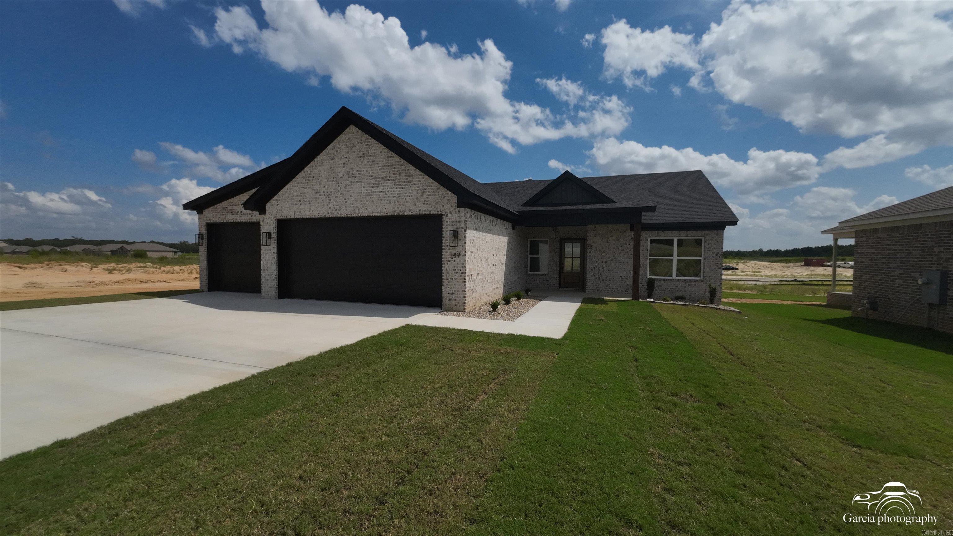 149 Kelton Lane