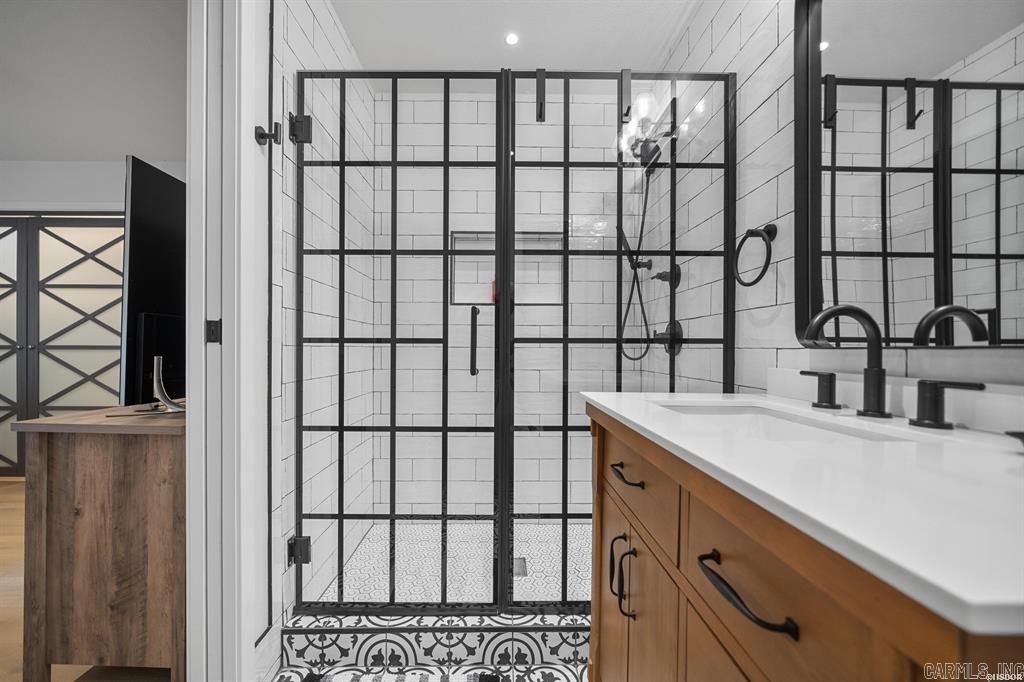 111 River Bend  Hot Springs, AR