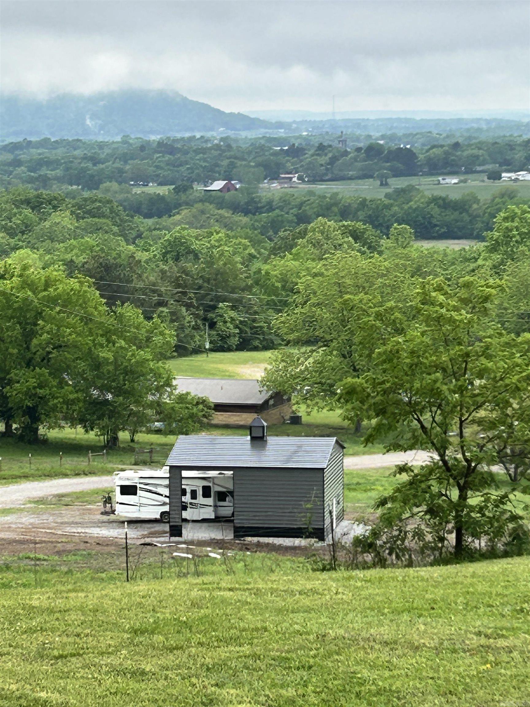 17416 HWY 9  Mountain View, AR