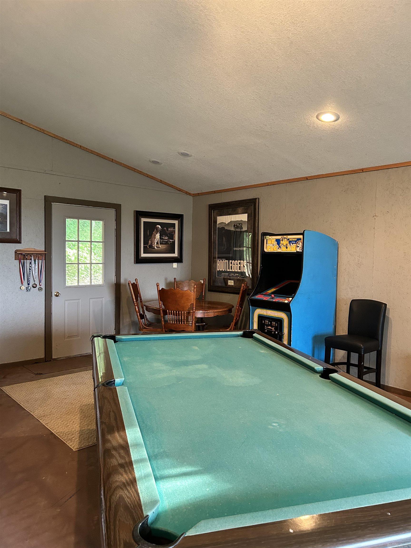 17416 HWY 9  Mountain View, AR