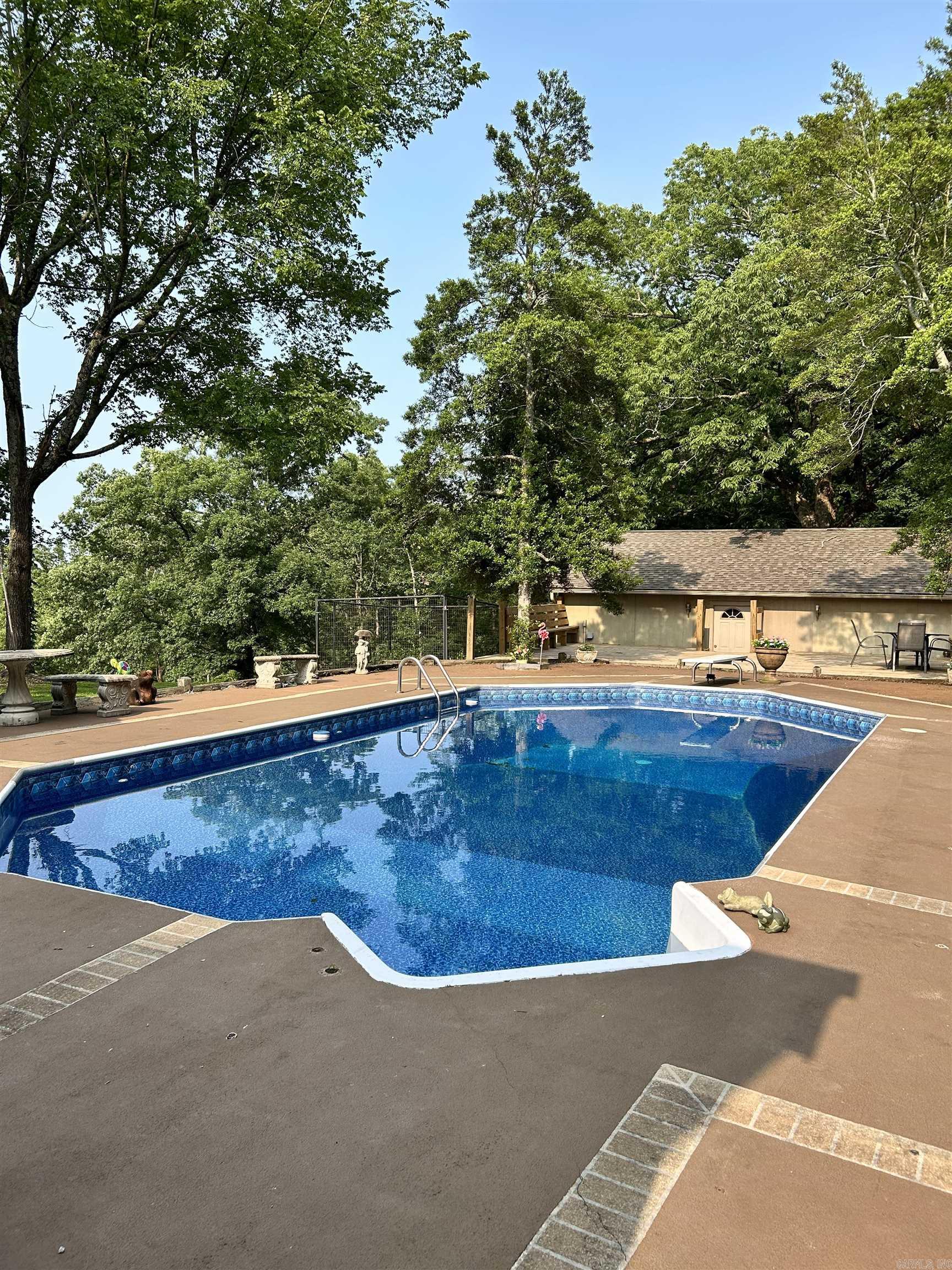 17416 HWY 9  Mountain View, AR