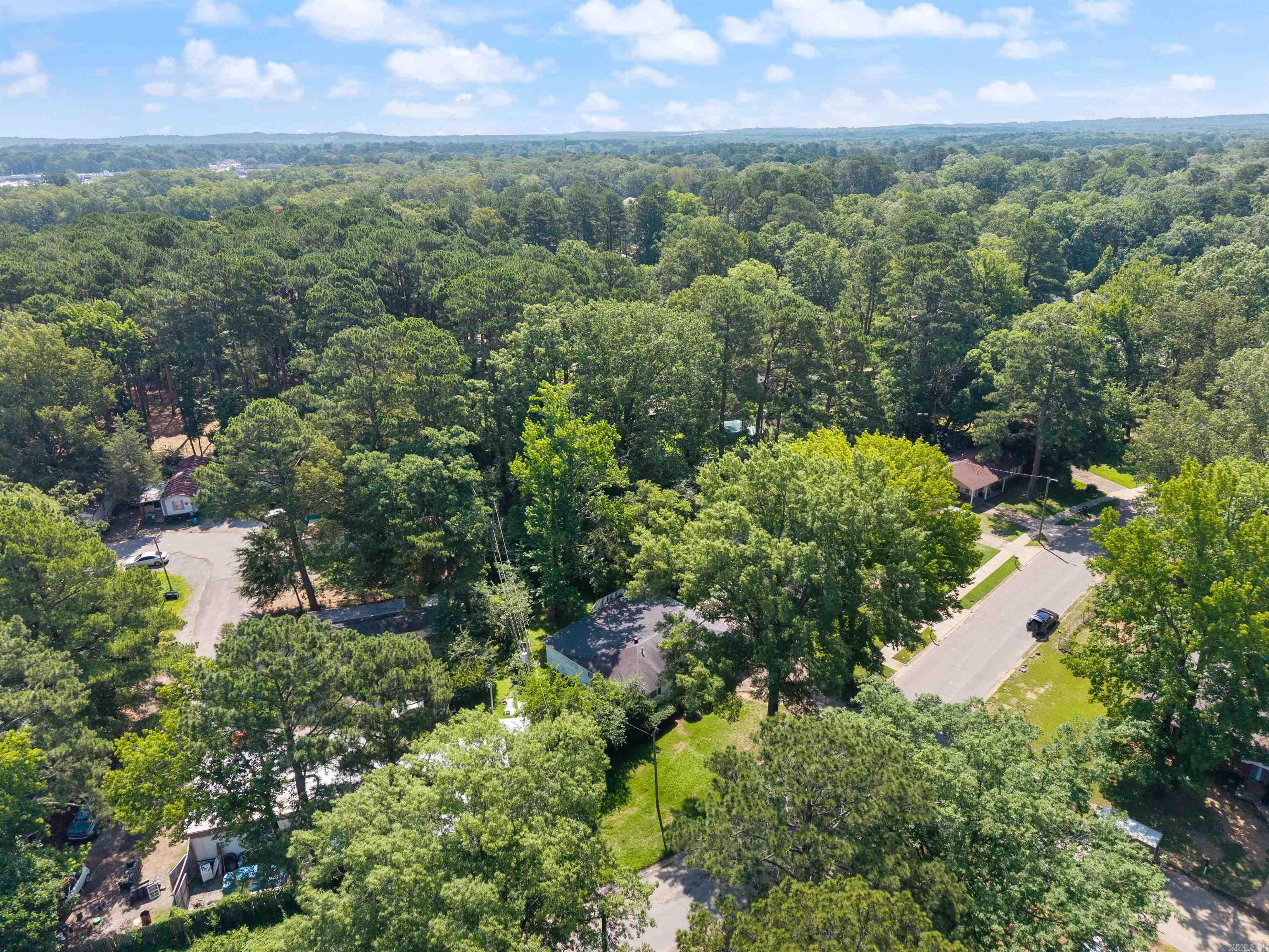 9111 Oak Grove Ln  Little Rock, AR