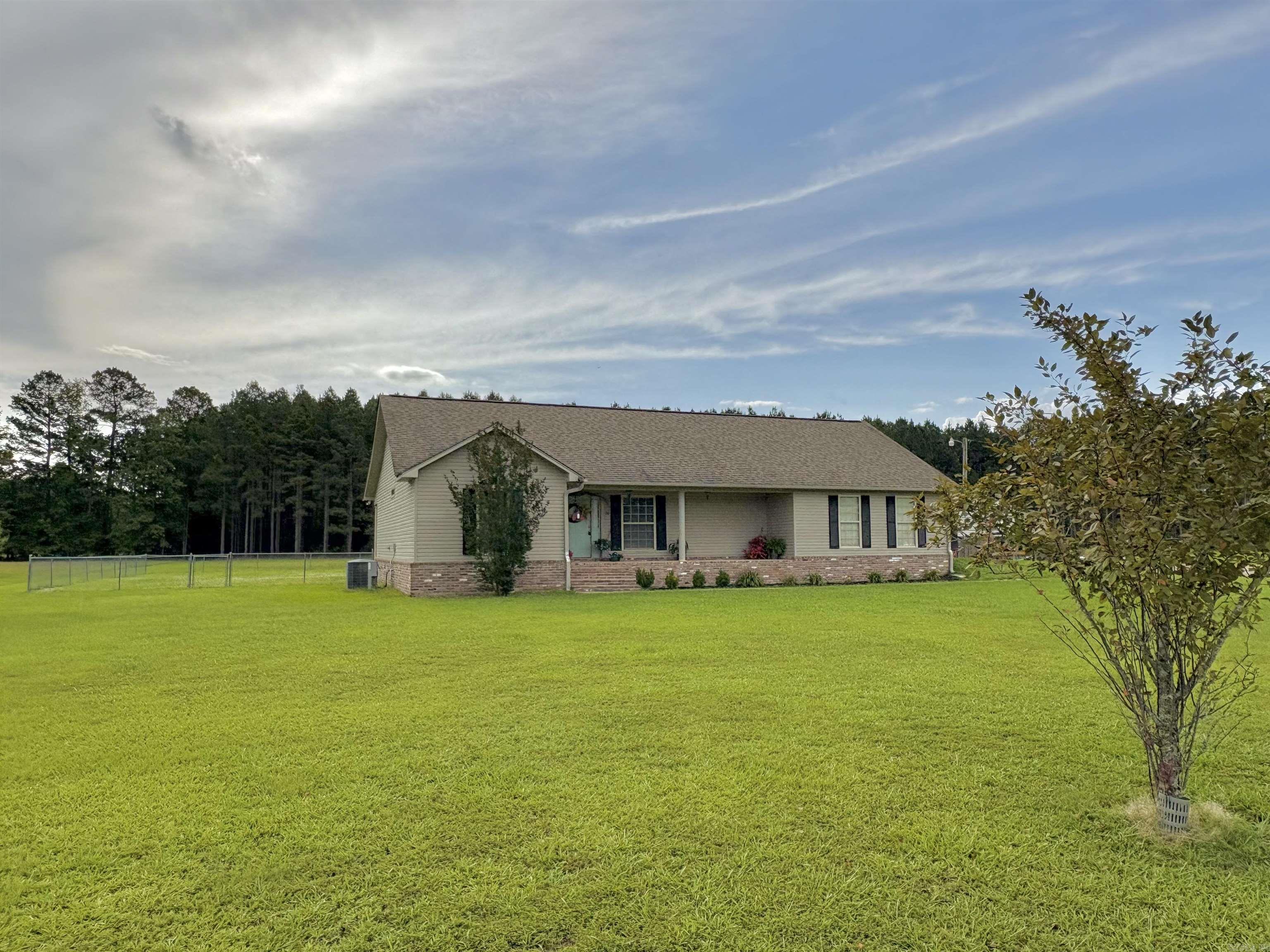 110 County Rd 7488  Sheridan, AR