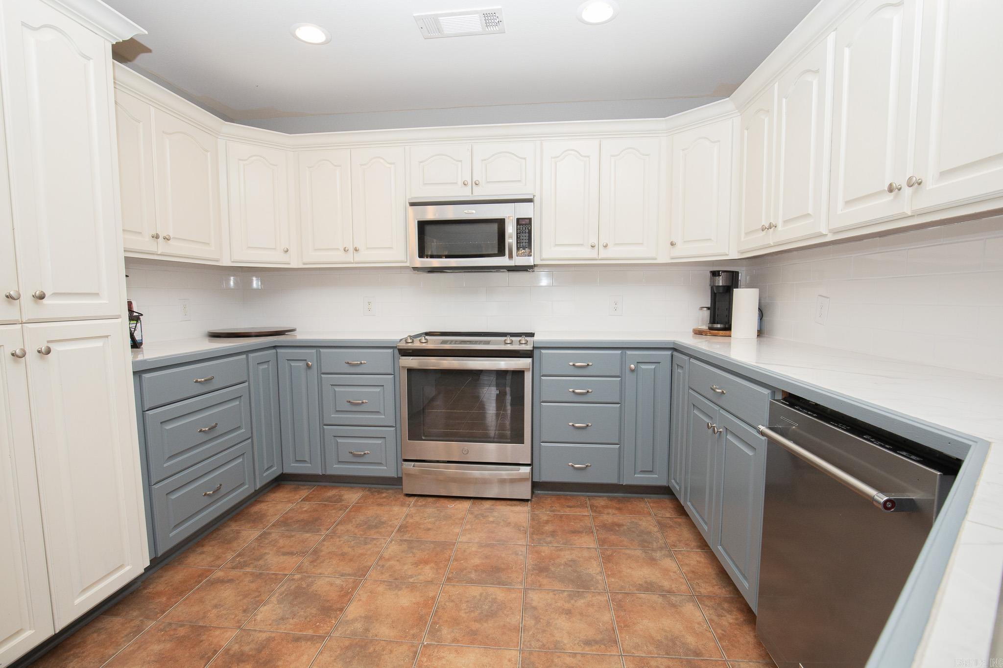 110 County Rd 7488  Sheridan, AR