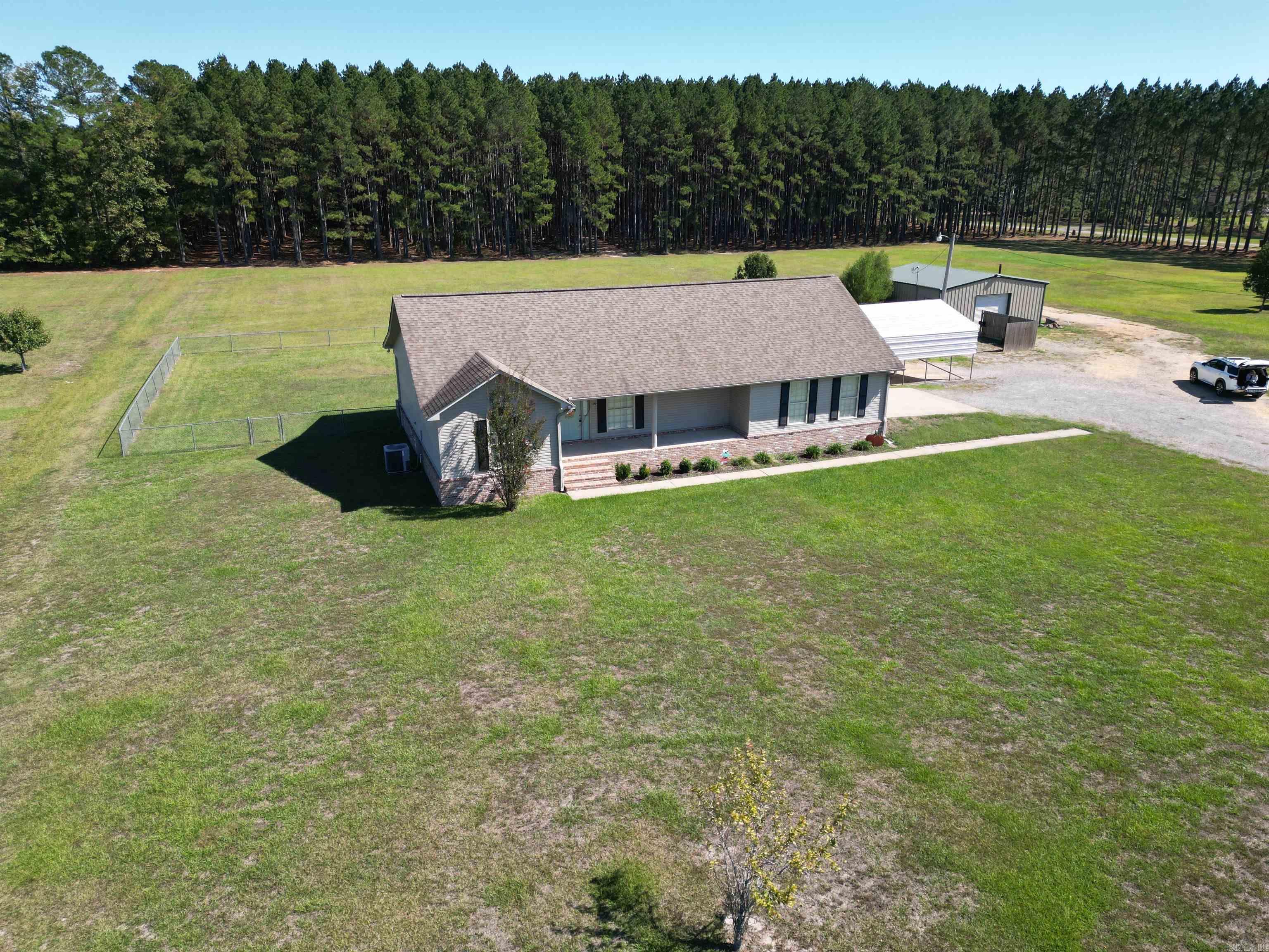 110 County Rd 7488  Sheridan, AR