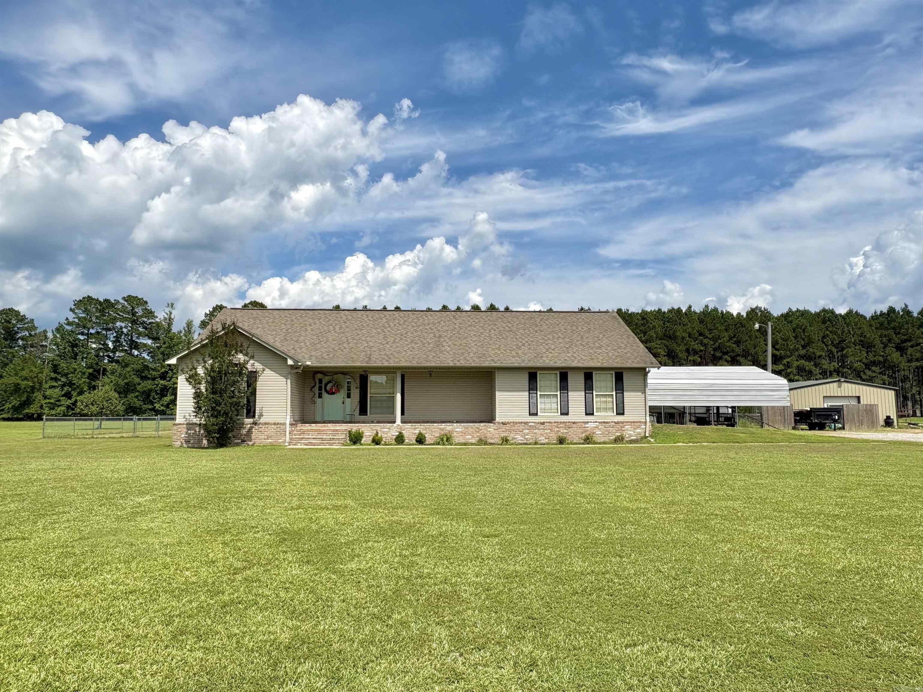 110 County Rd 7488  Sheridan, AR