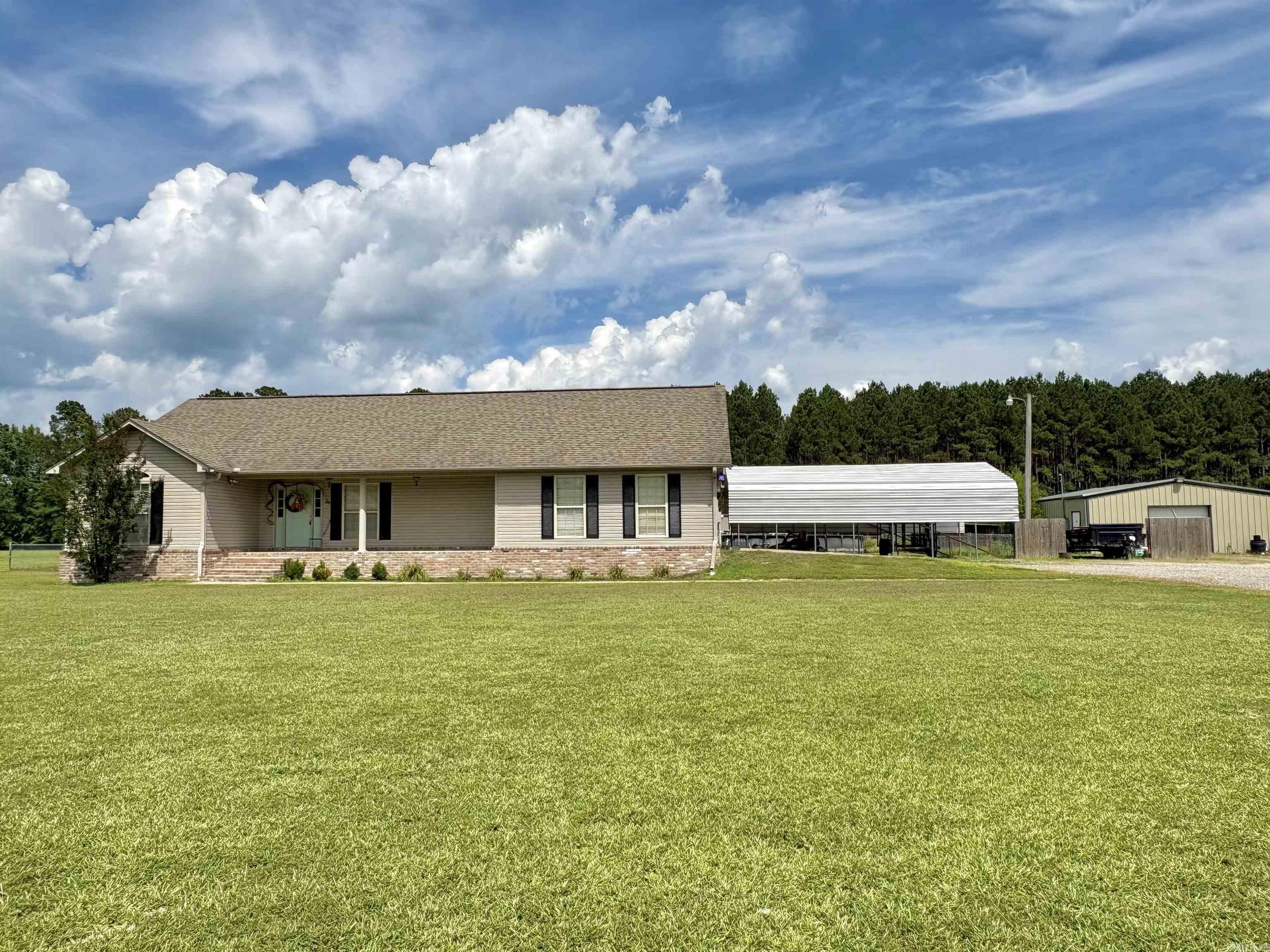 110 County Rd 7488  Sheridan, AR