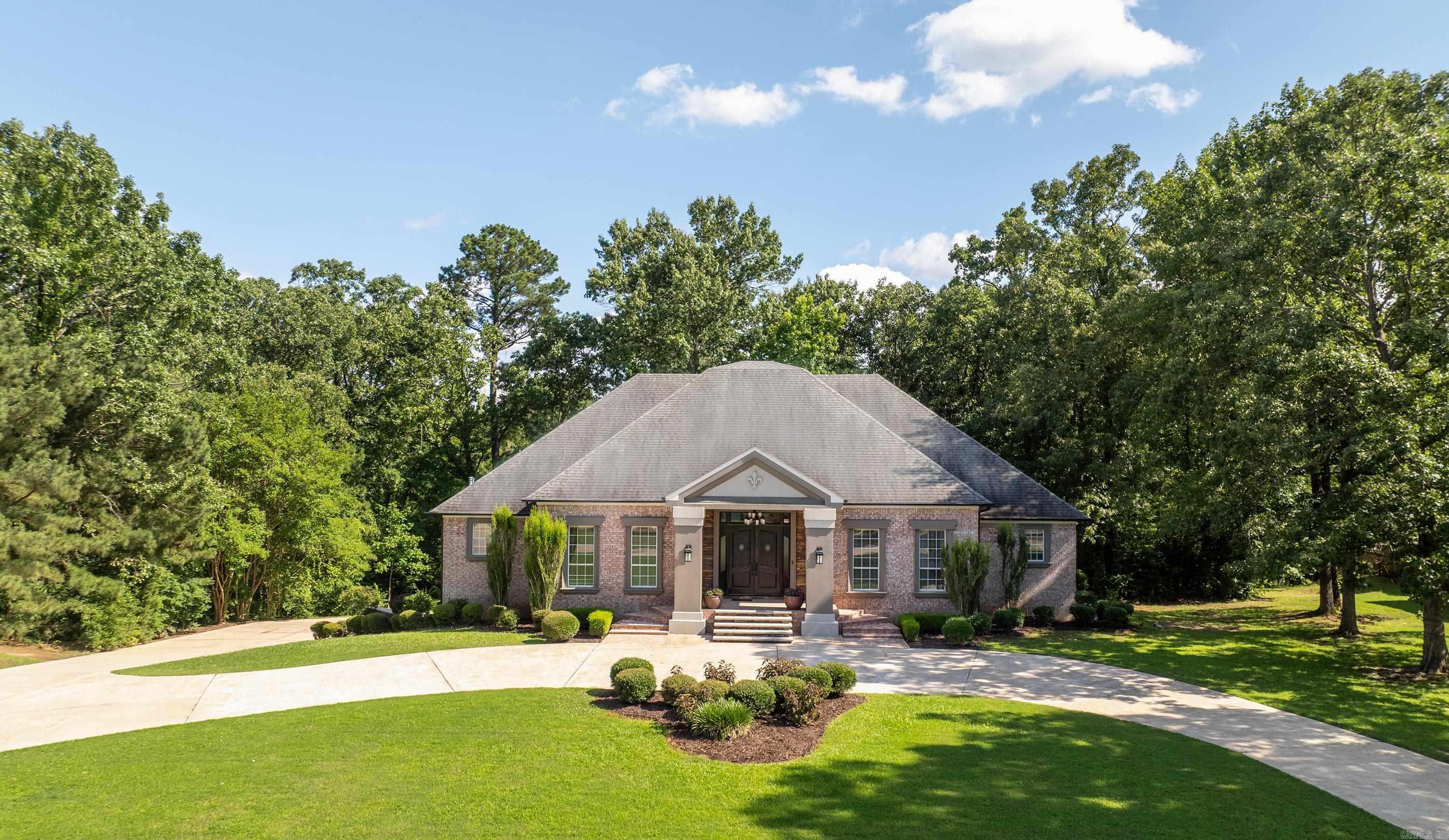 3910 Water Oak  Texarkana, AR