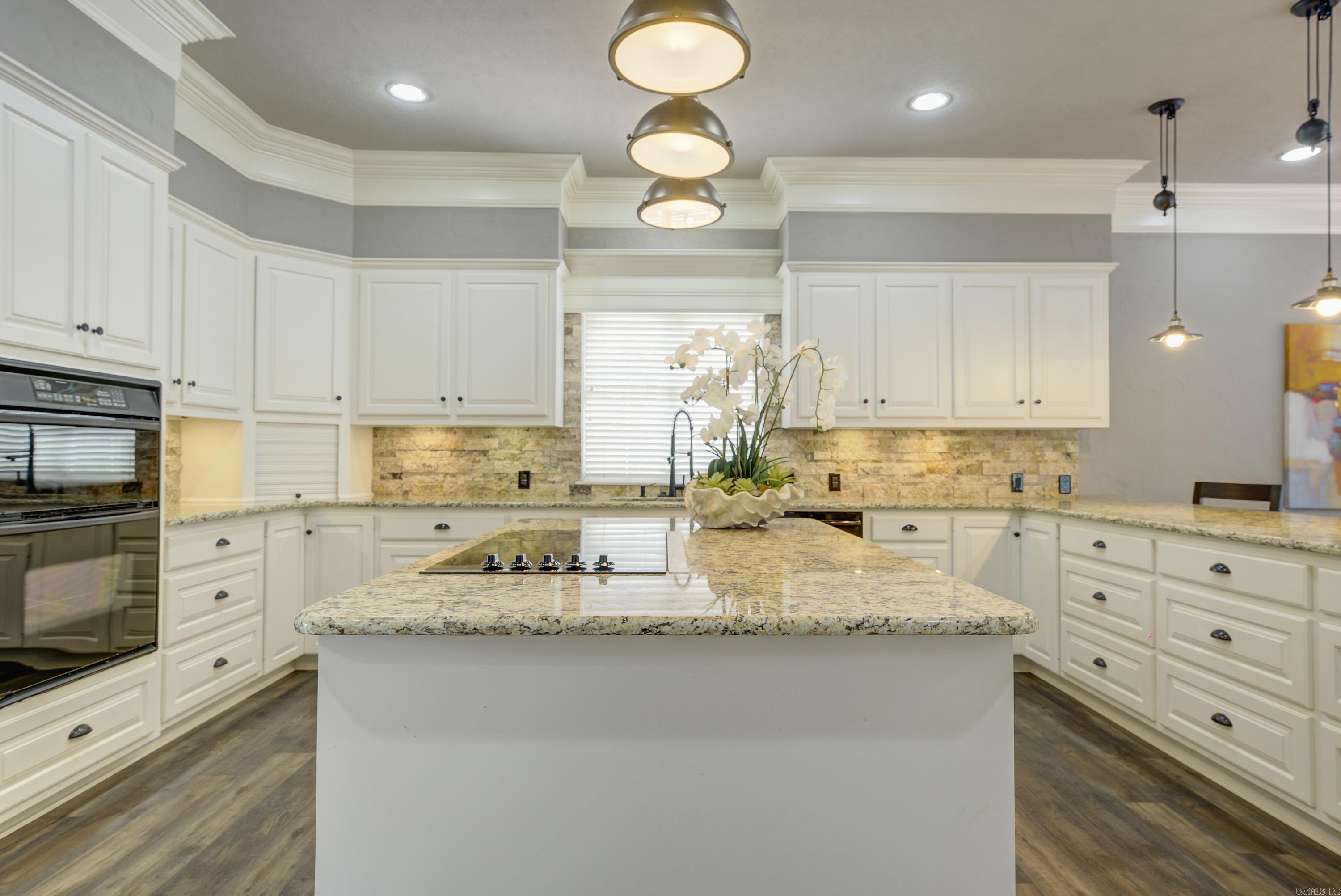 3910 Water Oak  Texarkana, AR