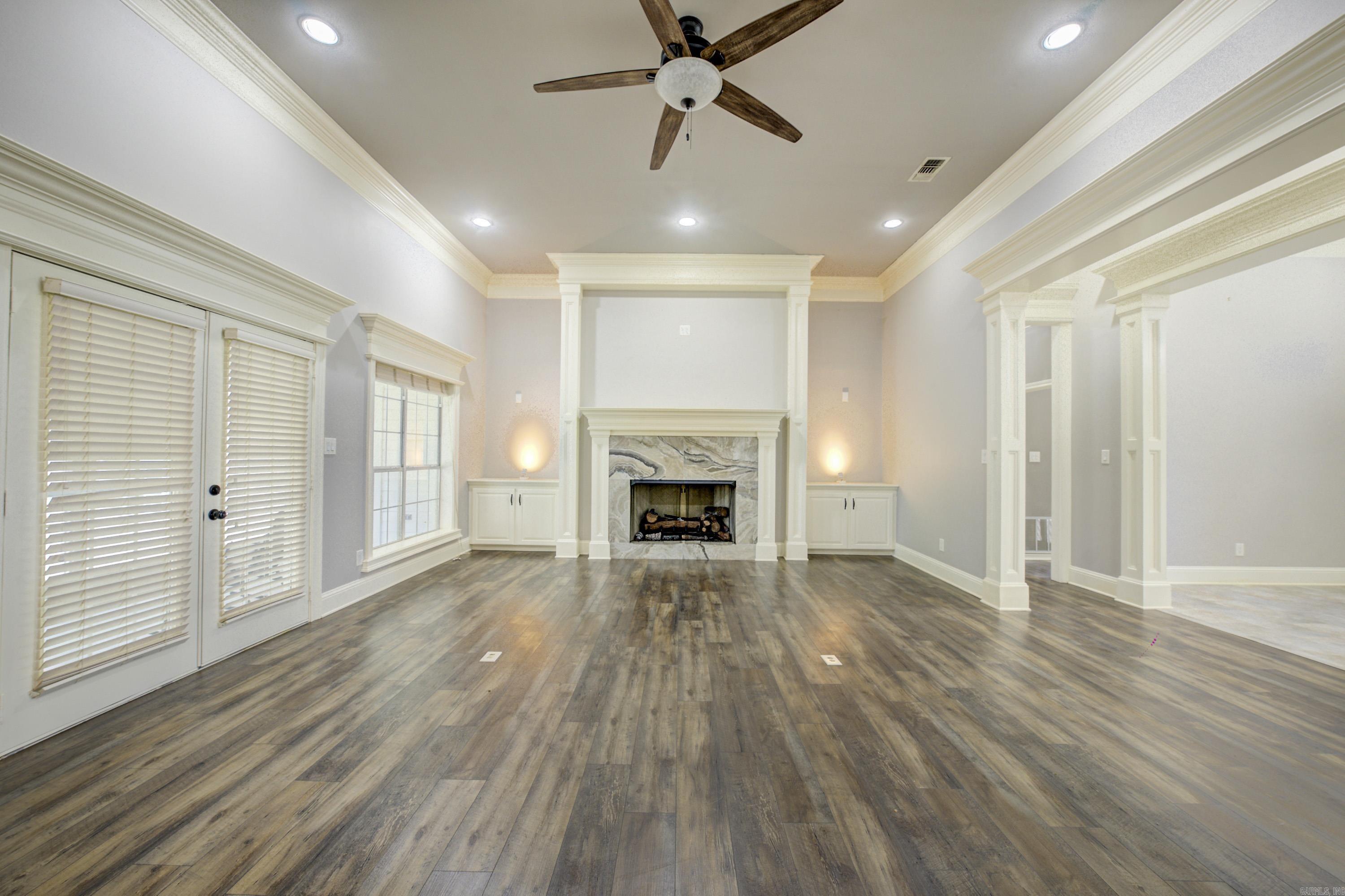 3910 Water Oak  Texarkana, AR