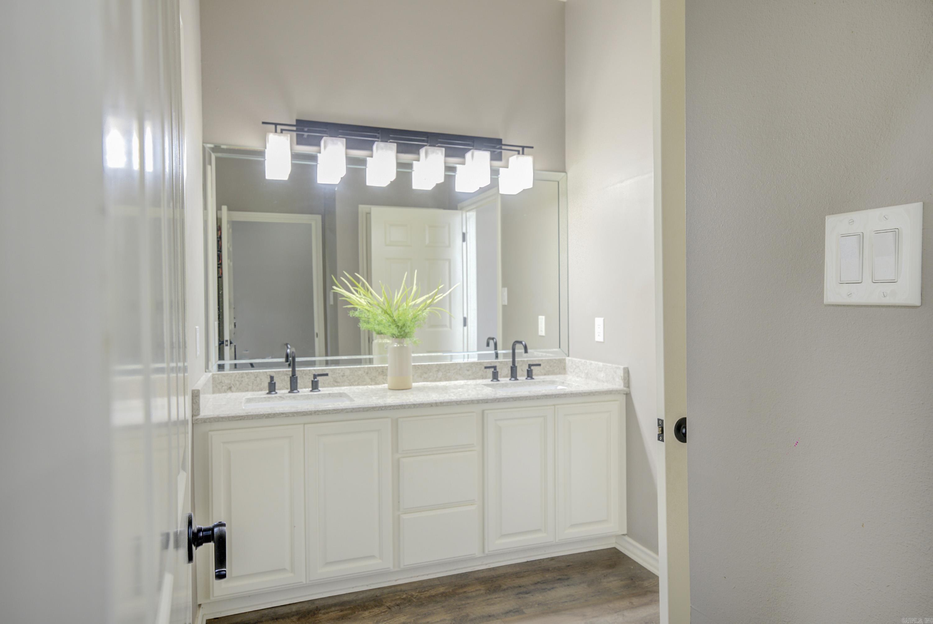 3910 Water Oak  Texarkana, AR