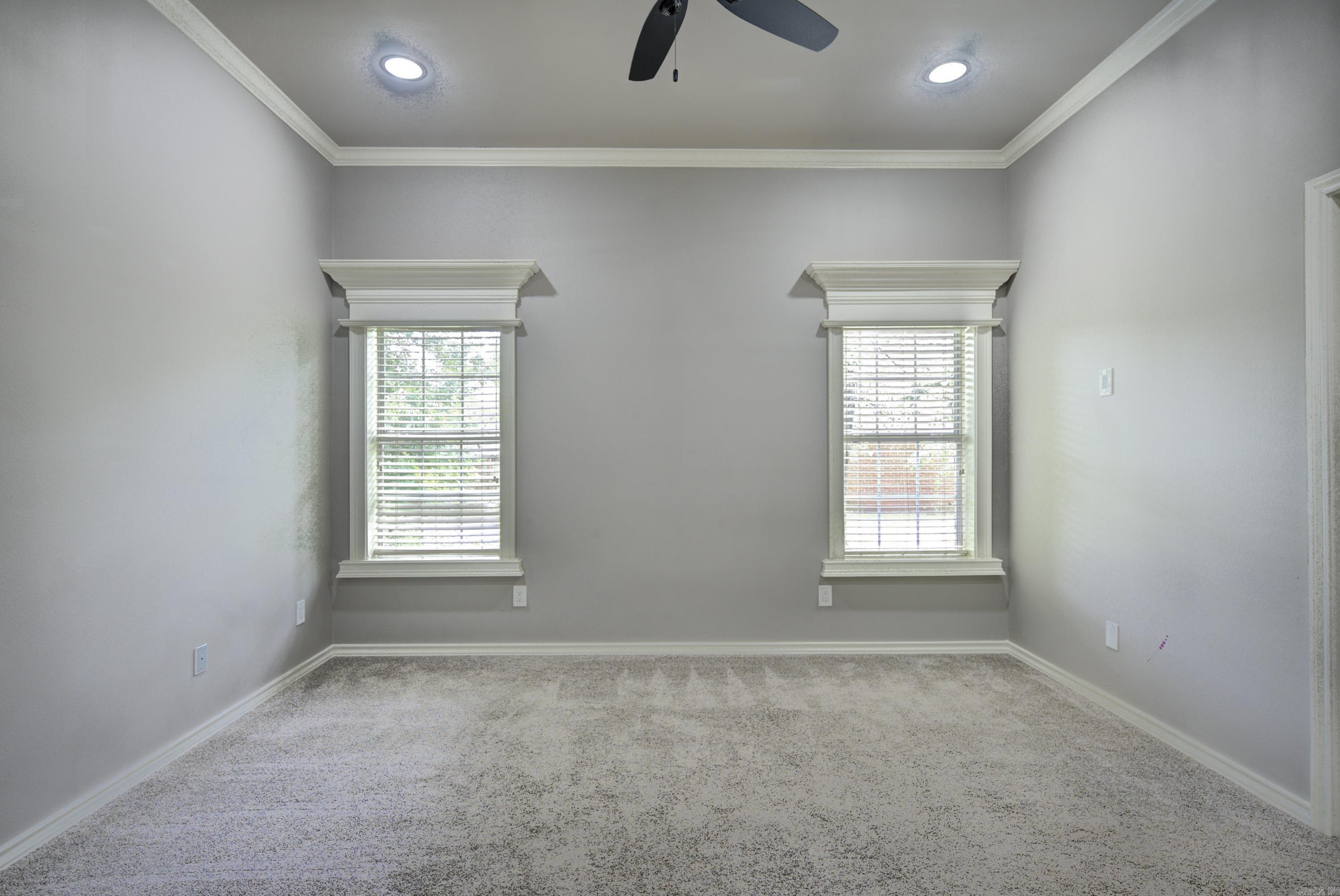 3910 Water Oak  Texarkana, AR