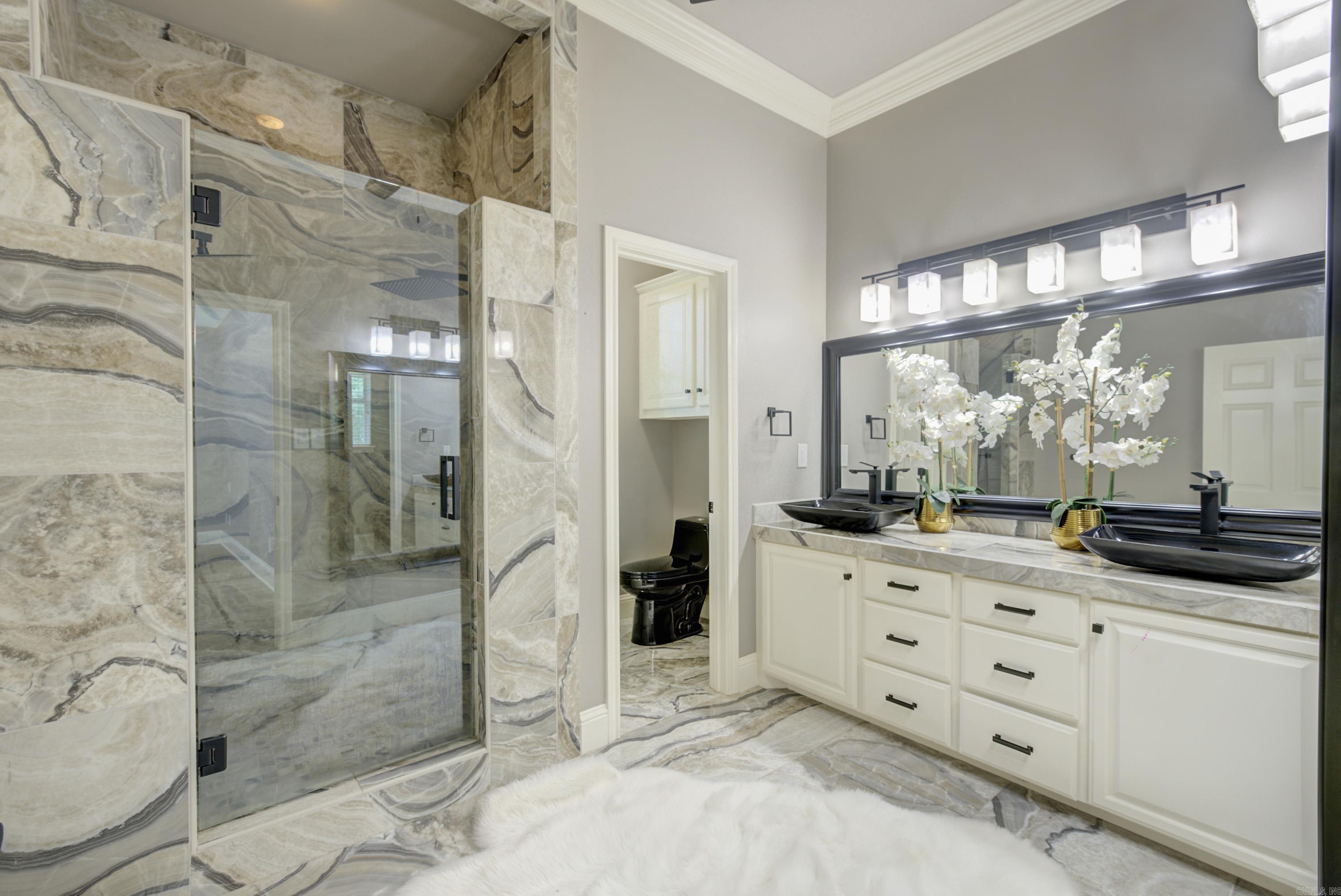 3910 Water Oak  Texarkana, AR