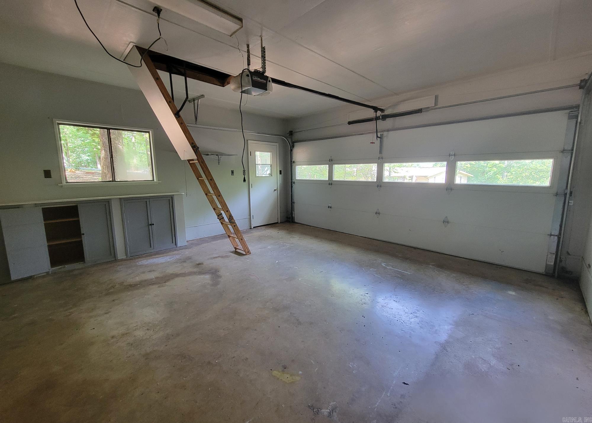 1 Sierra  Hot Springs Village, AR